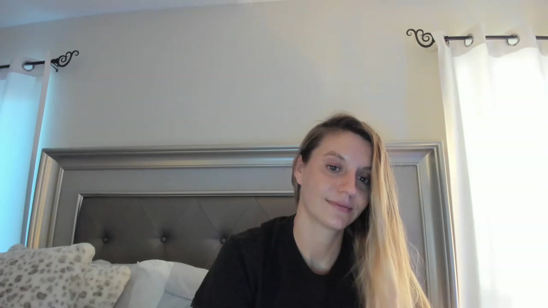 Gallery image thumbnail from Ca_ndi's myfreecams stream on, 02/22/2023, 23:37 image 7 of 20