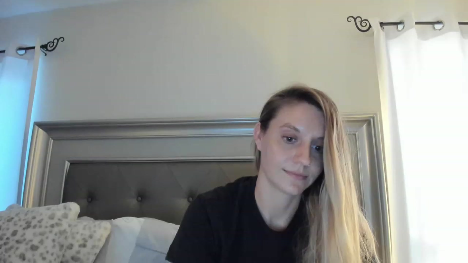 Gallery image thumbnail from Ca_ndi's myfreecams stream on, 02/22/2023, 23:37 image 8 of 20