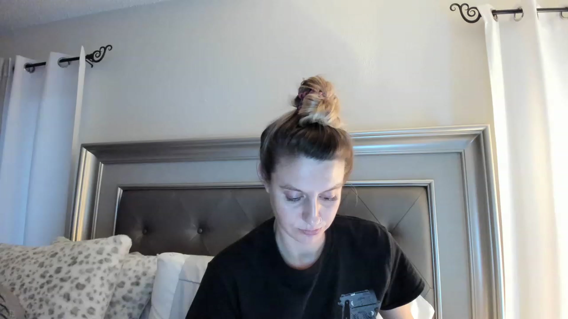 Gallery image thumbnail from Ca_ndi's myfreecams stream on, 02/22/2023, 23:37 image 18 of 20