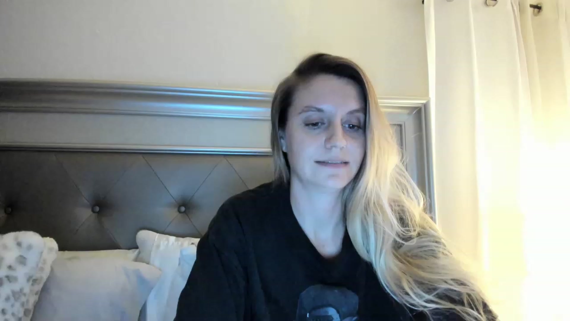 Gallery image thumbnail from Ca_ndi's myfreecams stream on, 02/24/2023, 02:17 image 4 of 20