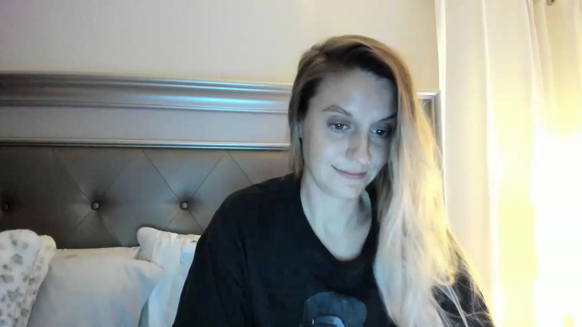 Gallery image thumbnail from Ca_ndi's myfreecams stream on, 02/24/2023, 02:17 image 6 of 20
