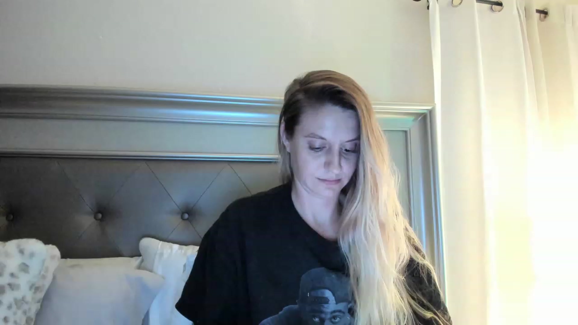 Gallery image thumbnail from Ca_ndi's myfreecams stream on, 02/24/2023, 02:17 image 18 of 20