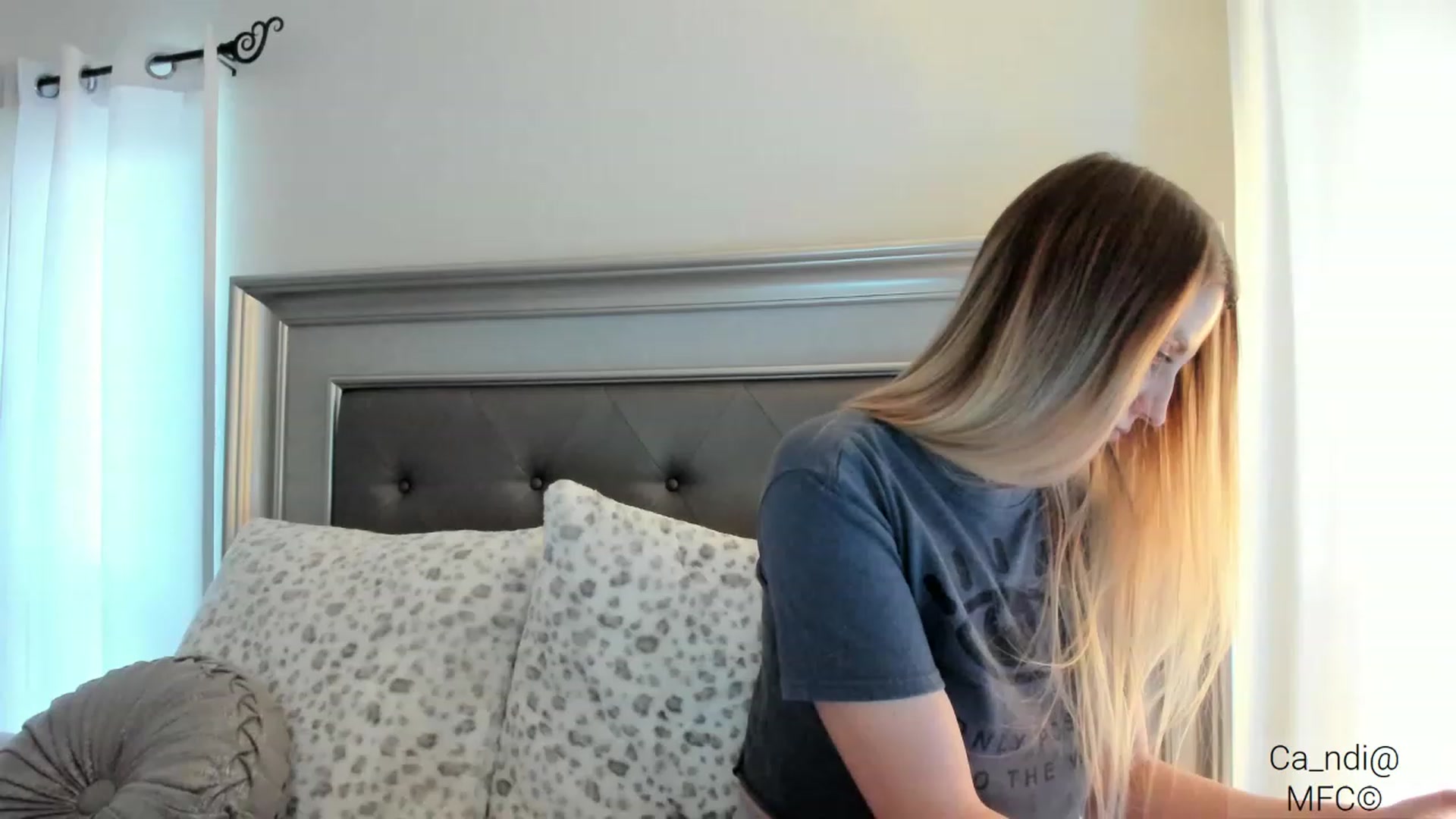 Gallery image thumbnail from Ca_ndi's myfreecams stream on, 02/28/2023, 23:24 image 8 of 20