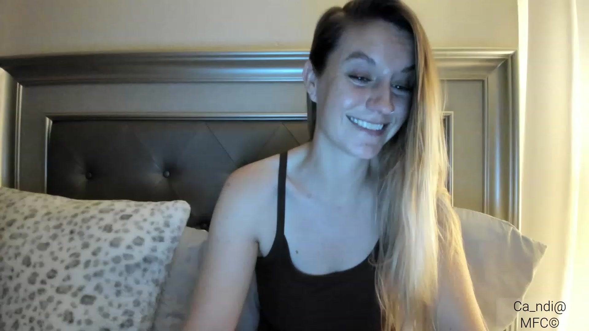 Gallery image thumbnail from Ca_ndi's myfreecams stream on, 03/01/2023, 09:15 image 13 of 20
