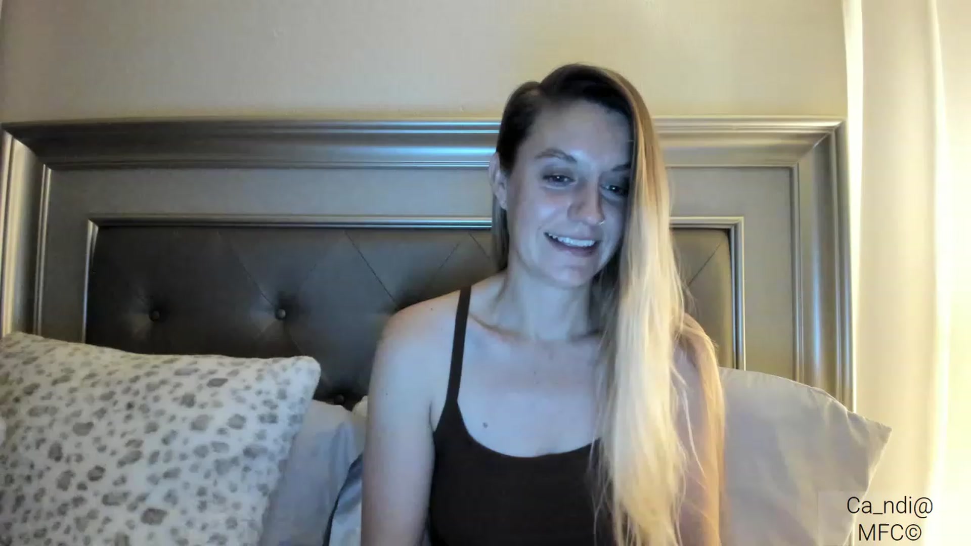 Gallery image thumbnail from Ca_ndi's myfreecams stream on, 03/01/2023, 09:15 image 15 of 20