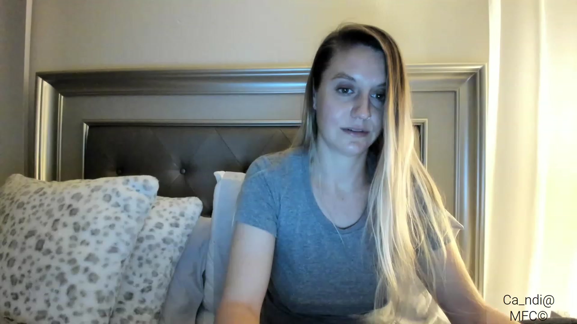 Gallery image thumbnail from Ca_ndi's myfreecams stream on, 03/01/2023, 10:53 image 17 of 20