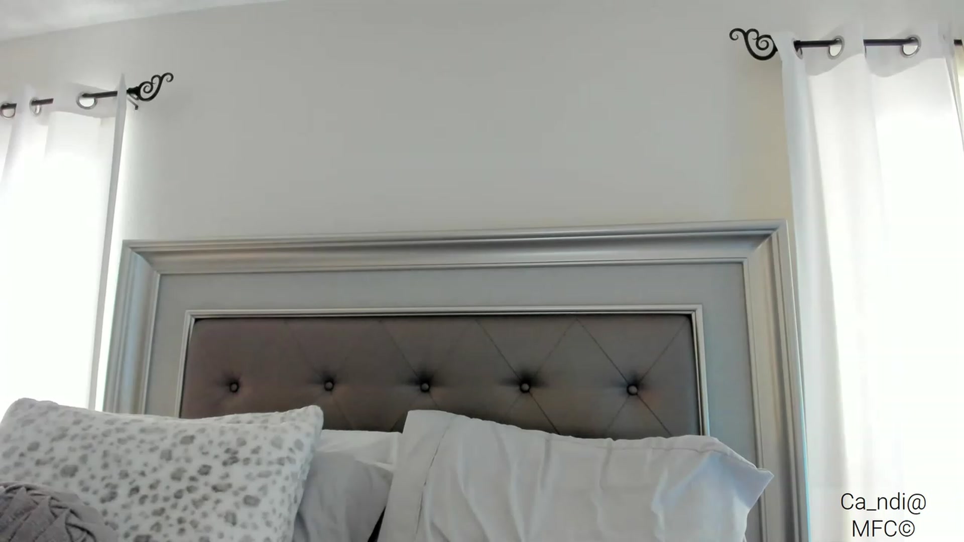 Gallery image thumbnail from Ca_ndi's myfreecams stream on, 03/01/2023, 15:11 image 4 of 20