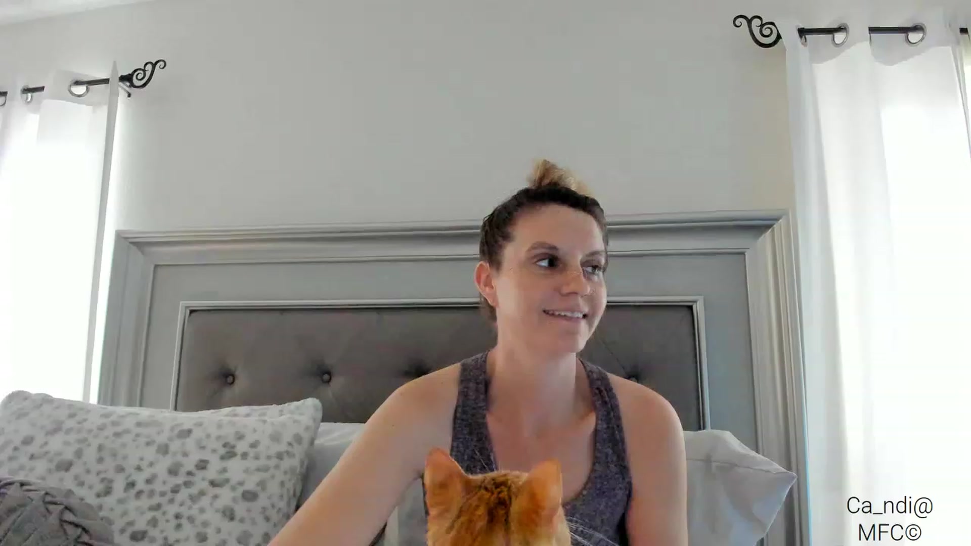 Gallery image thumbnail from Ca_ndi's myfreecams stream on, 03/01/2023, 15:11 image 18 of 20