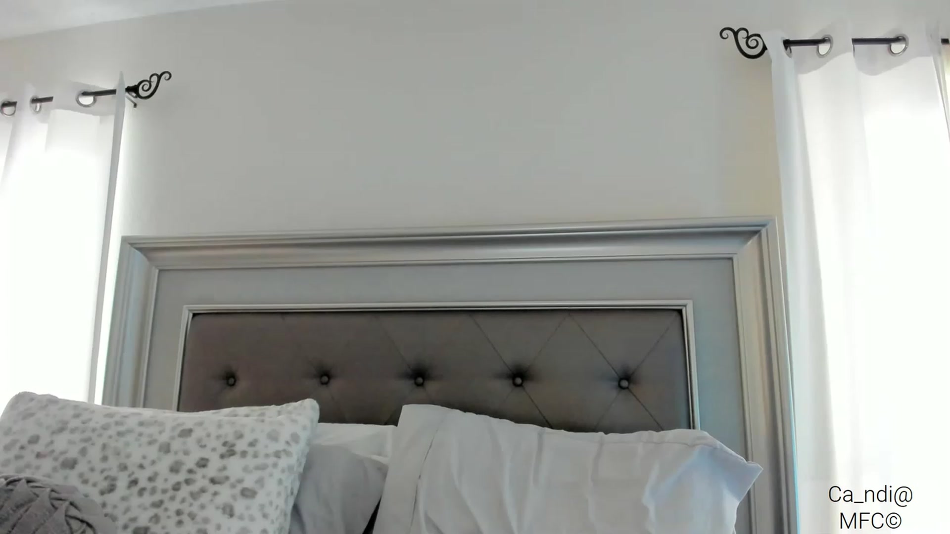 Gallery image thumbnail from Ca_ndi's myfreecams stream on, 03/01/2023, 15:11 image 1 of 20