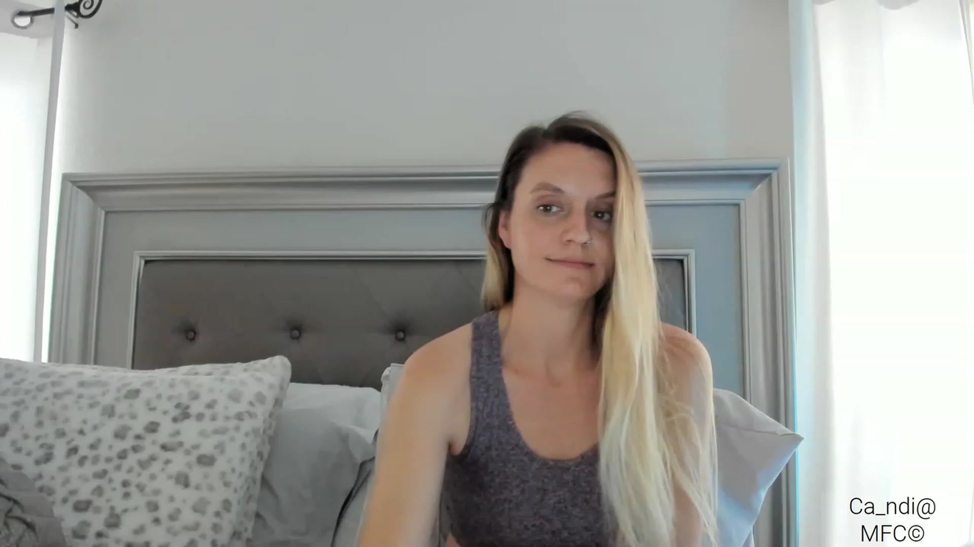 Gallery image thumbnail from Ca_ndi's myfreecams stream on, 03/01/2023, 15:46 image 1 of 20