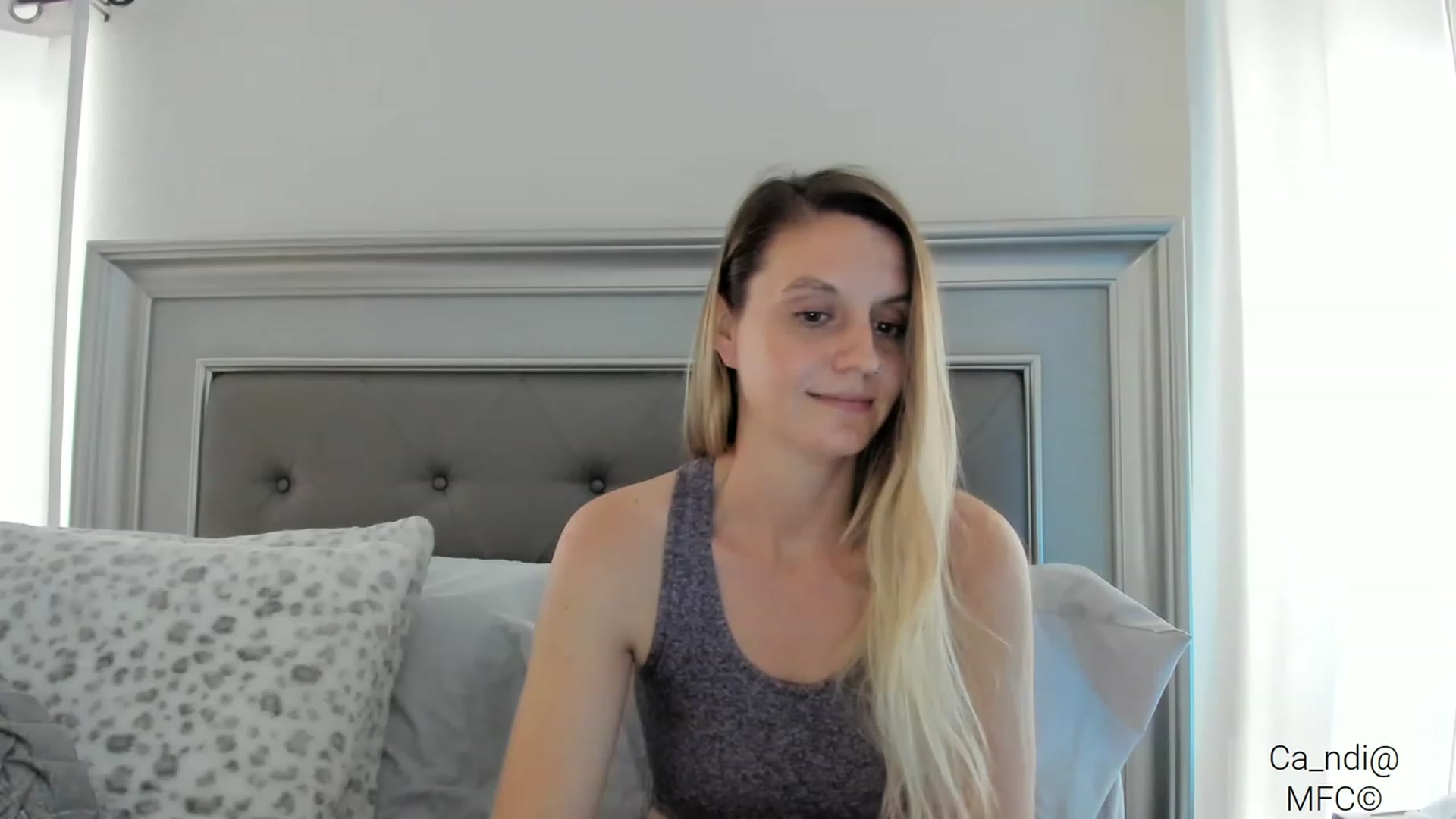Gallery image thumbnail from Ca_ndi's myfreecams stream on, 03/01/2023, 15:46 image 13 of 20