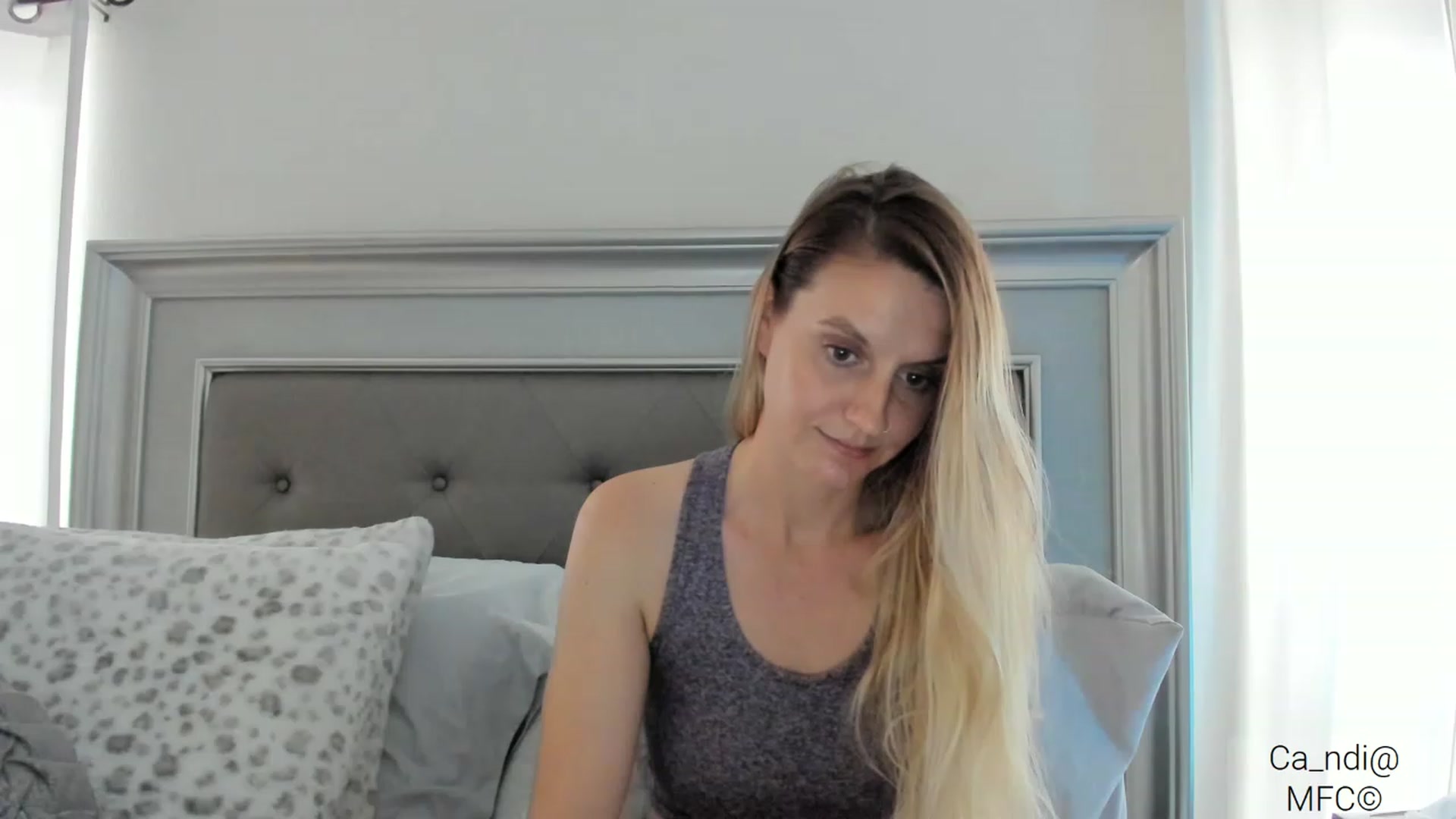 Gallery image thumbnail from Ca_ndi's myfreecams stream on, 03/01/2023, 15:46 image 12 of 20