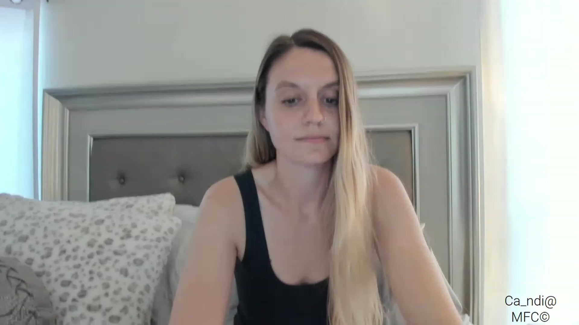 Gallery image thumbnail from Ca_ndi's myfreecams stream on, 03/01/2023, 21:20 image 11 of 20