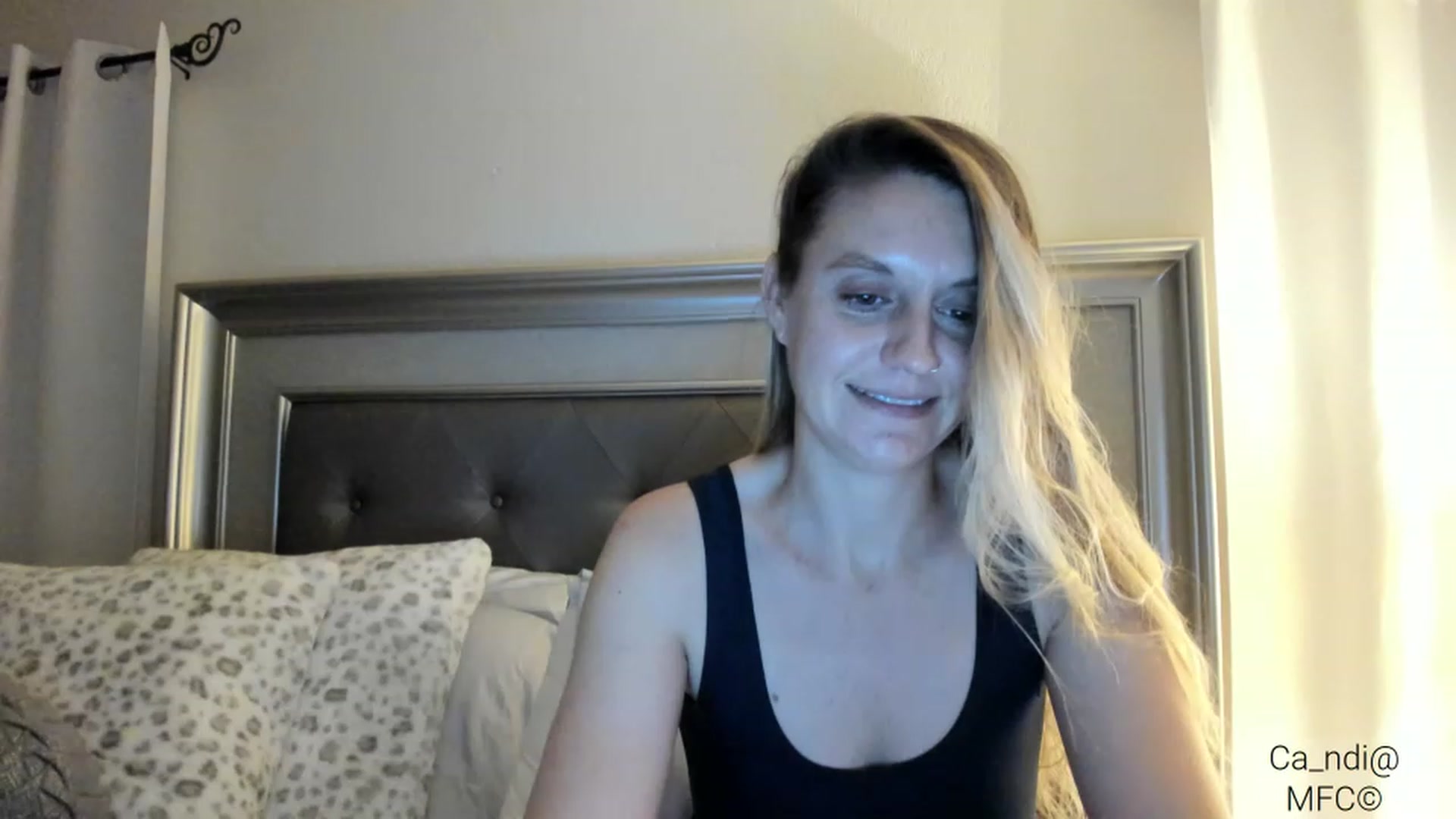 Gallery image thumbnail from Ca_ndi's myfreecams stream on, 03/02/2023, 24:01 image 19 of 20