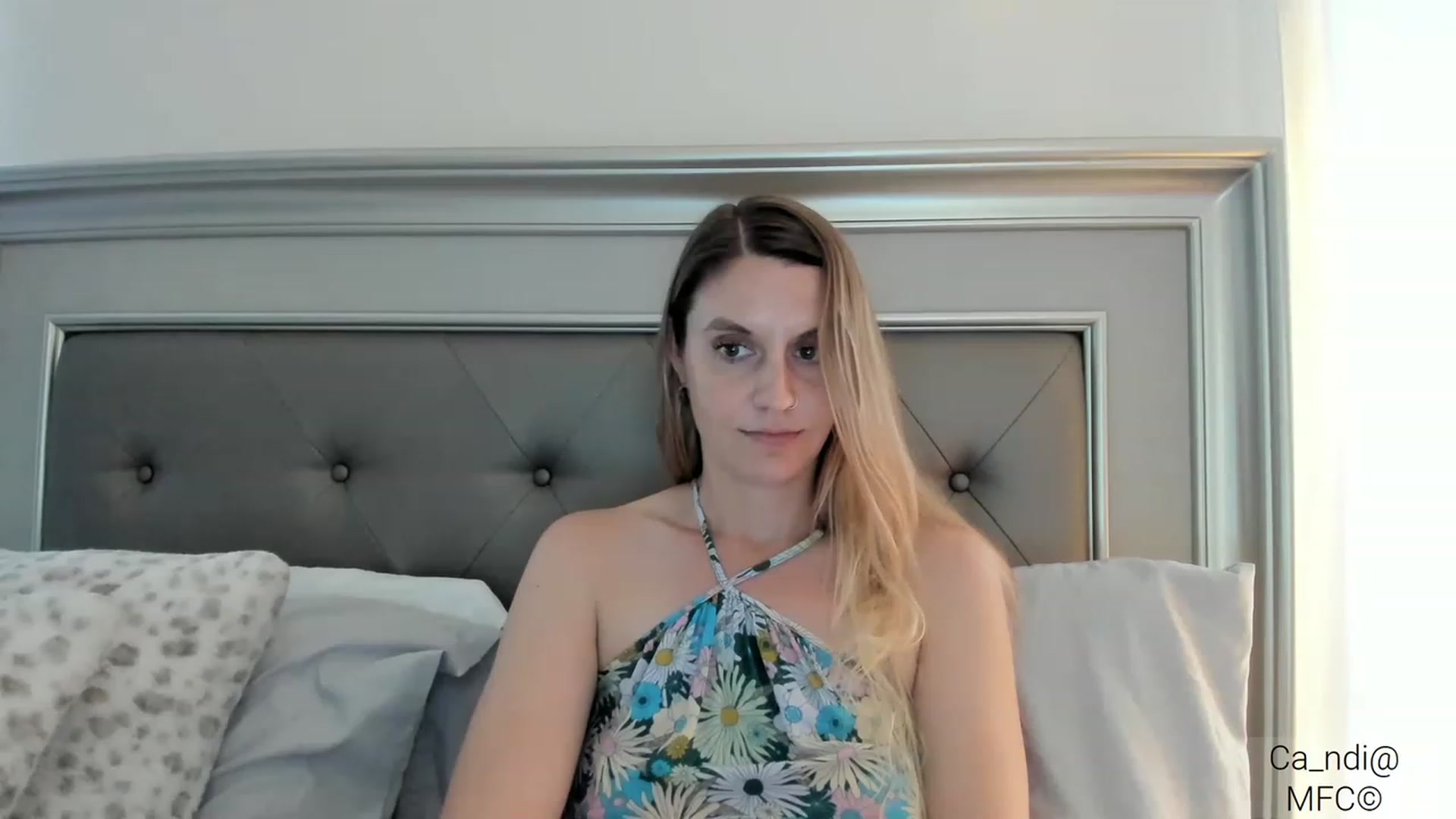Gallery image thumbnail from Ca_ndi's myfreecams stream on, 03/02/2023, 17:51 image 13 of 20