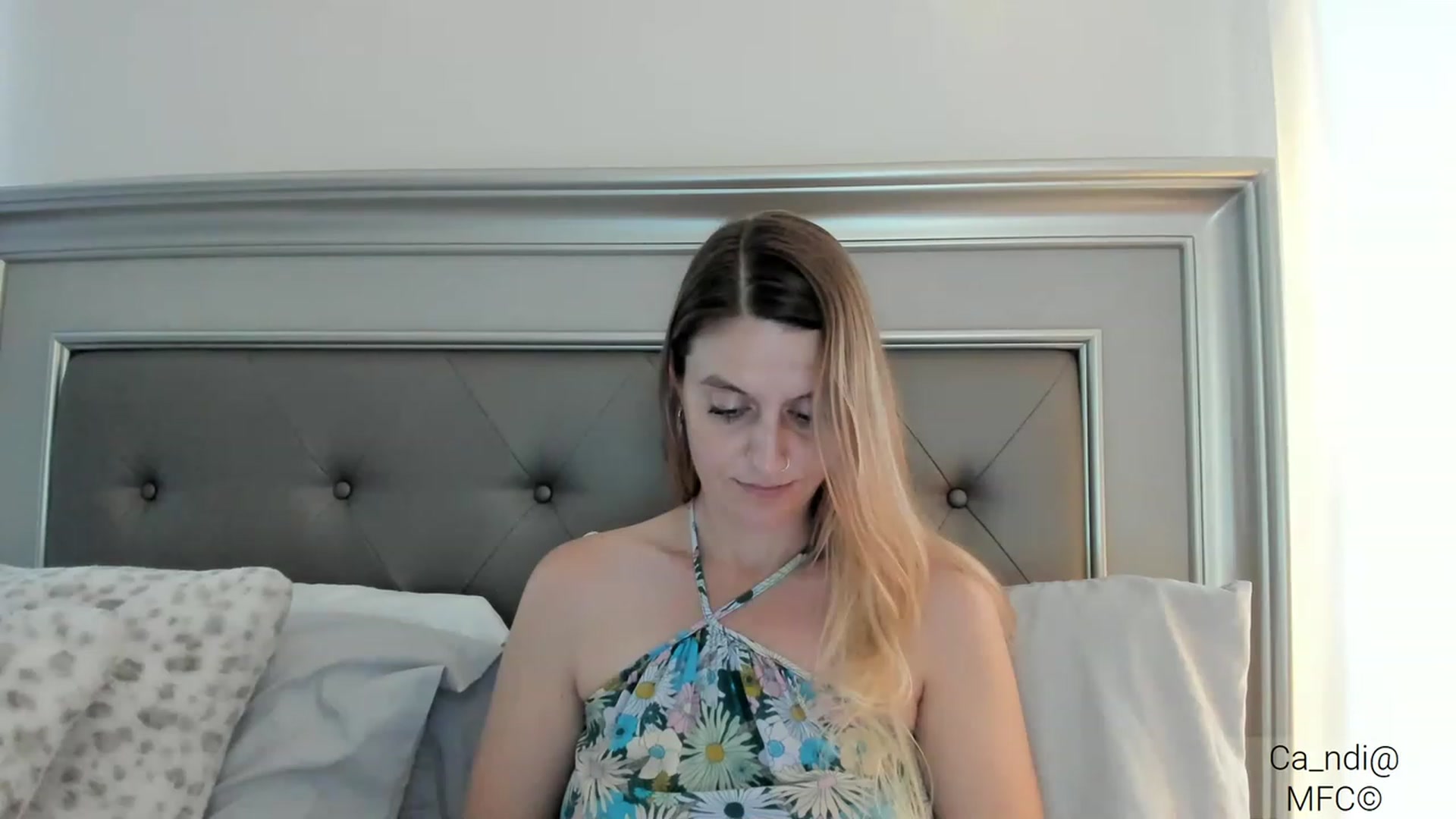 Gallery image thumbnail from Ca_ndi's myfreecams stream on, 03/02/2023, 17:51 image 14 of 20