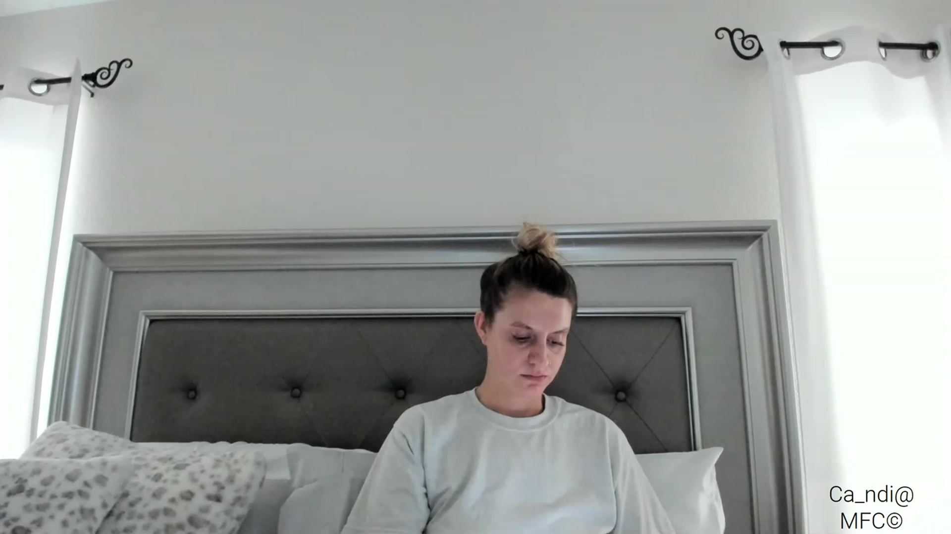 Gallery image thumbnail from Ca_ndi's myfreecams stream on, 03/04/2023, 12:49 image 16 of 20