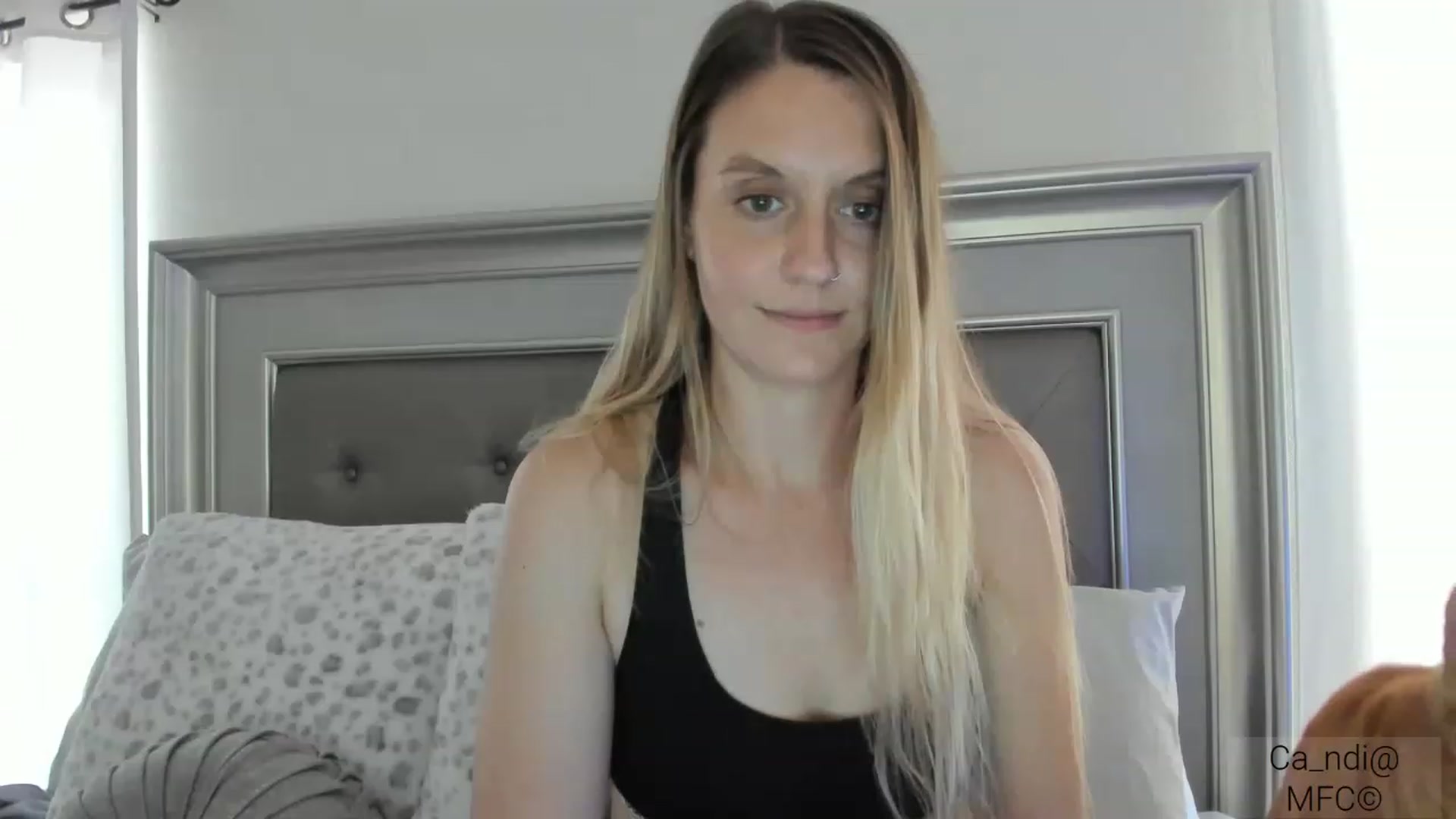 Gallery image thumbnail from Ca_ndi's myfreecams stream on, 03/05/2023, 19:41 image 17 of 20