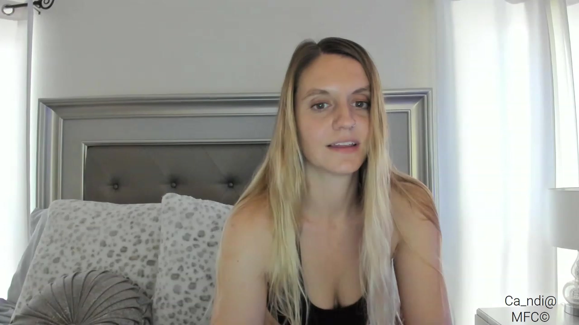 Gallery image thumbnail from Ca_ndi's myfreecams stream on, 03/05/2023, 19:41 image 5 of 20