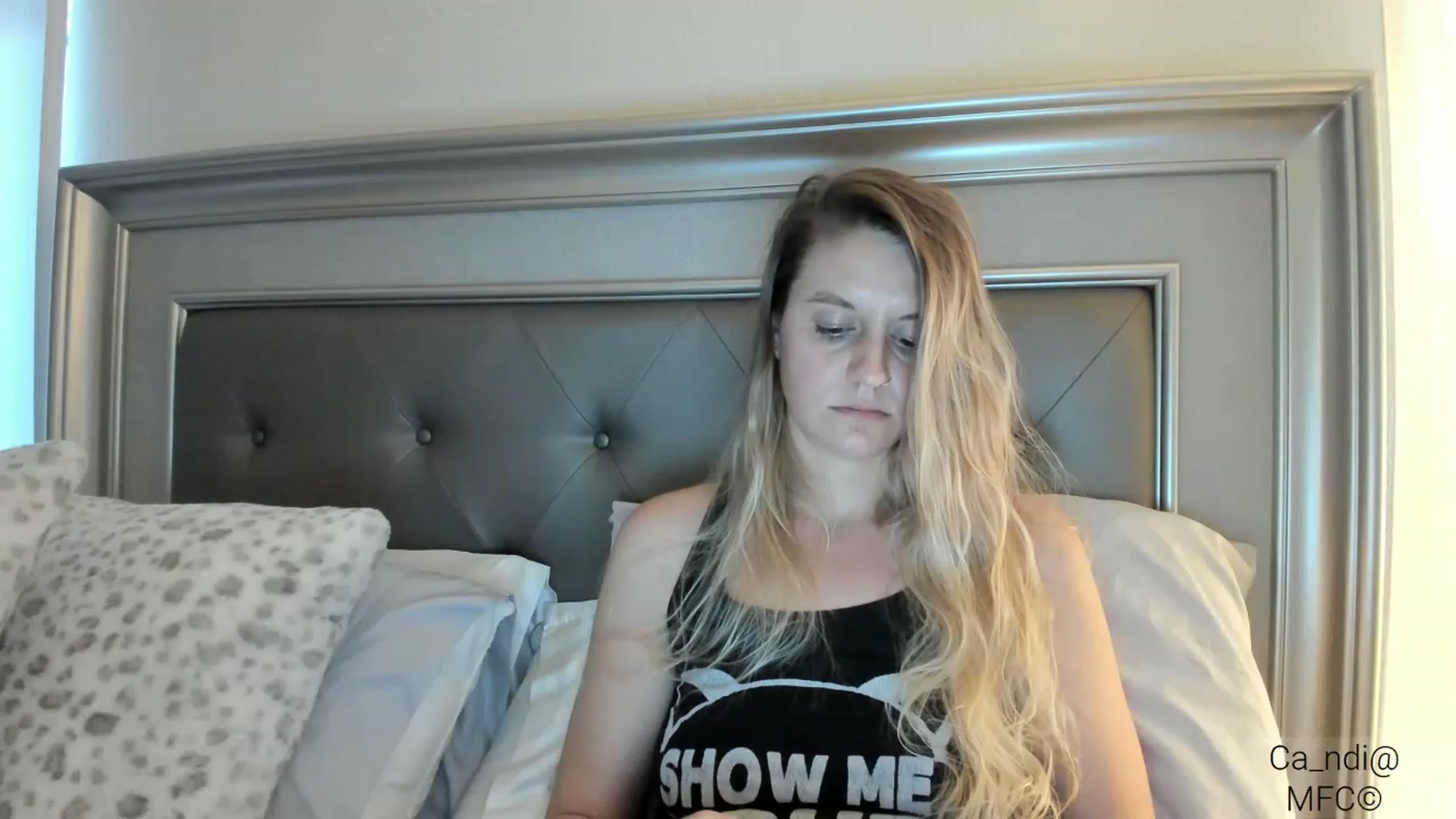 Gallery image thumbnail from Ca_ndi's myfreecams stream on, 03/05/2023, 23:38 image 2 of 20