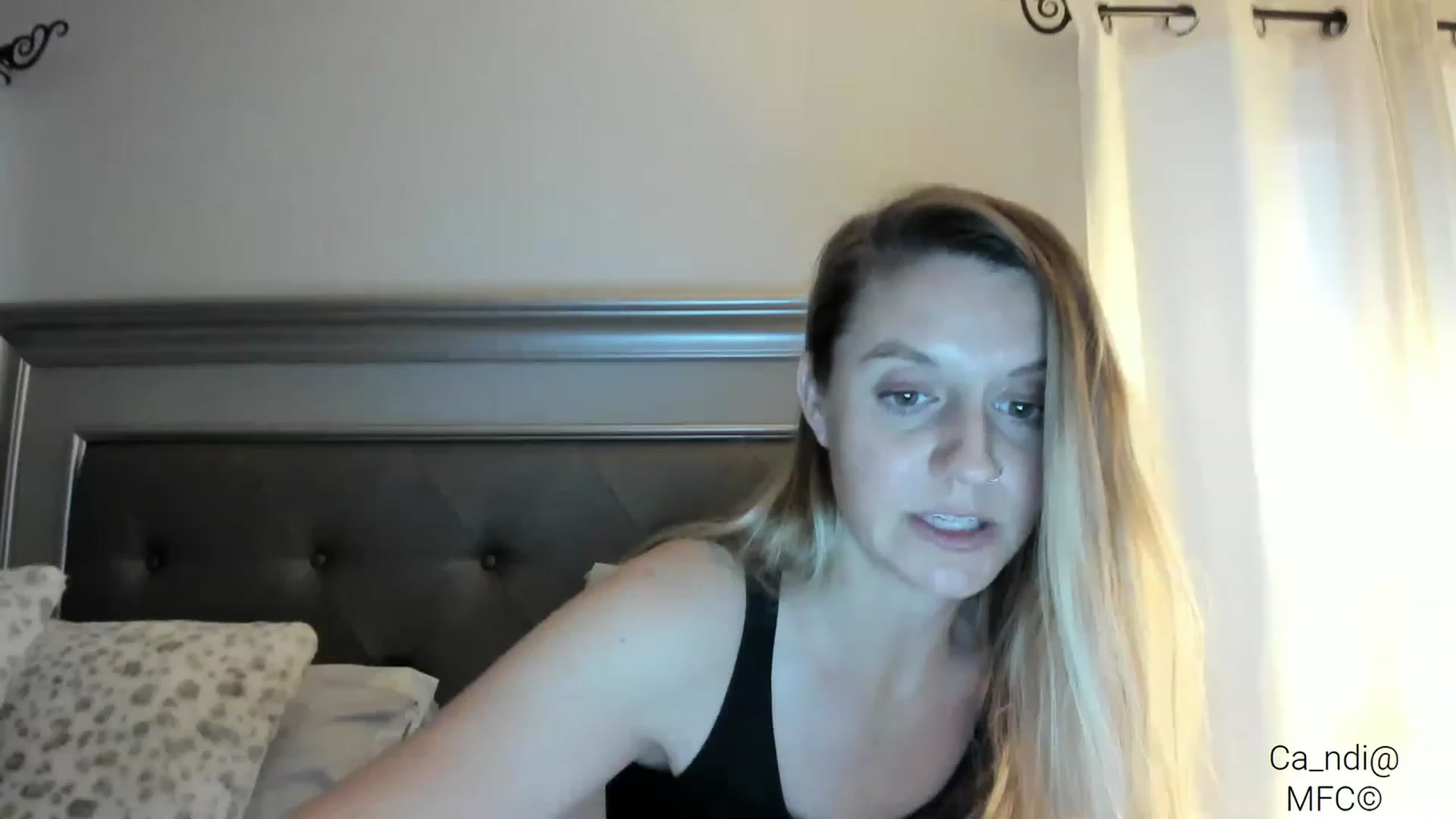 Gallery image thumbnail from Ca_ndi's myfreecams stream on, 03/05/2023, 23:38 image 16 of 20