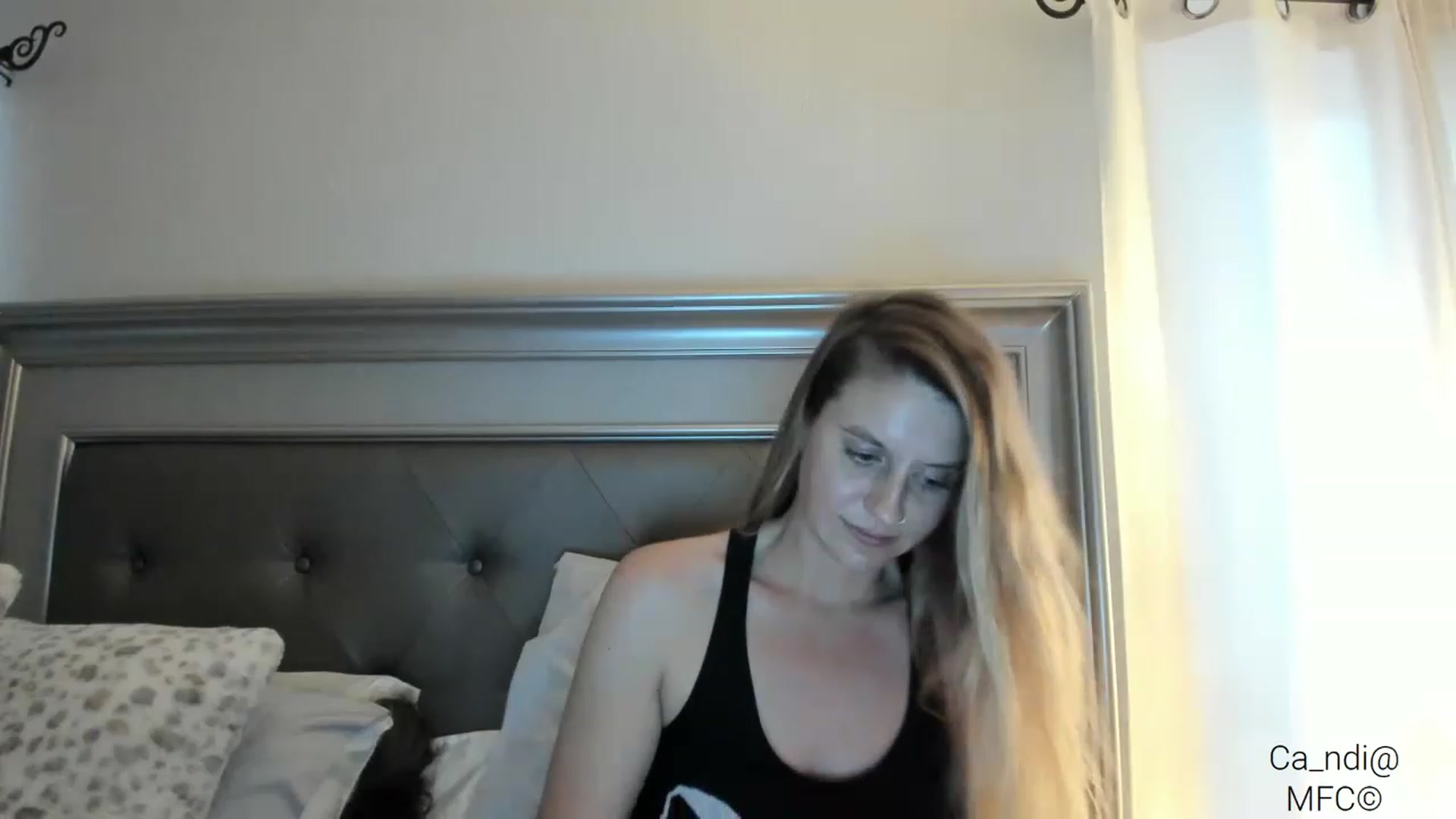 Gallery image thumbnail from Ca_ndi's myfreecams stream on, 03/05/2023, 23:38 image 9 of 20