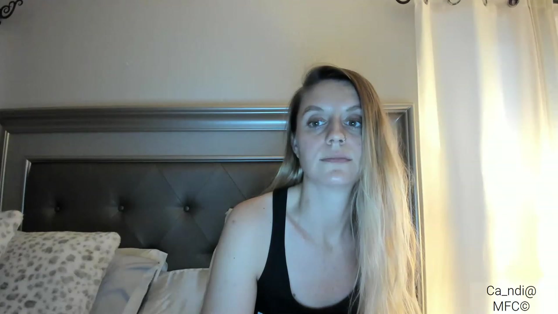 Gallery image thumbnail from Ca_ndi's myfreecams stream on, 03/05/2023, 23:38 image 18 of 20