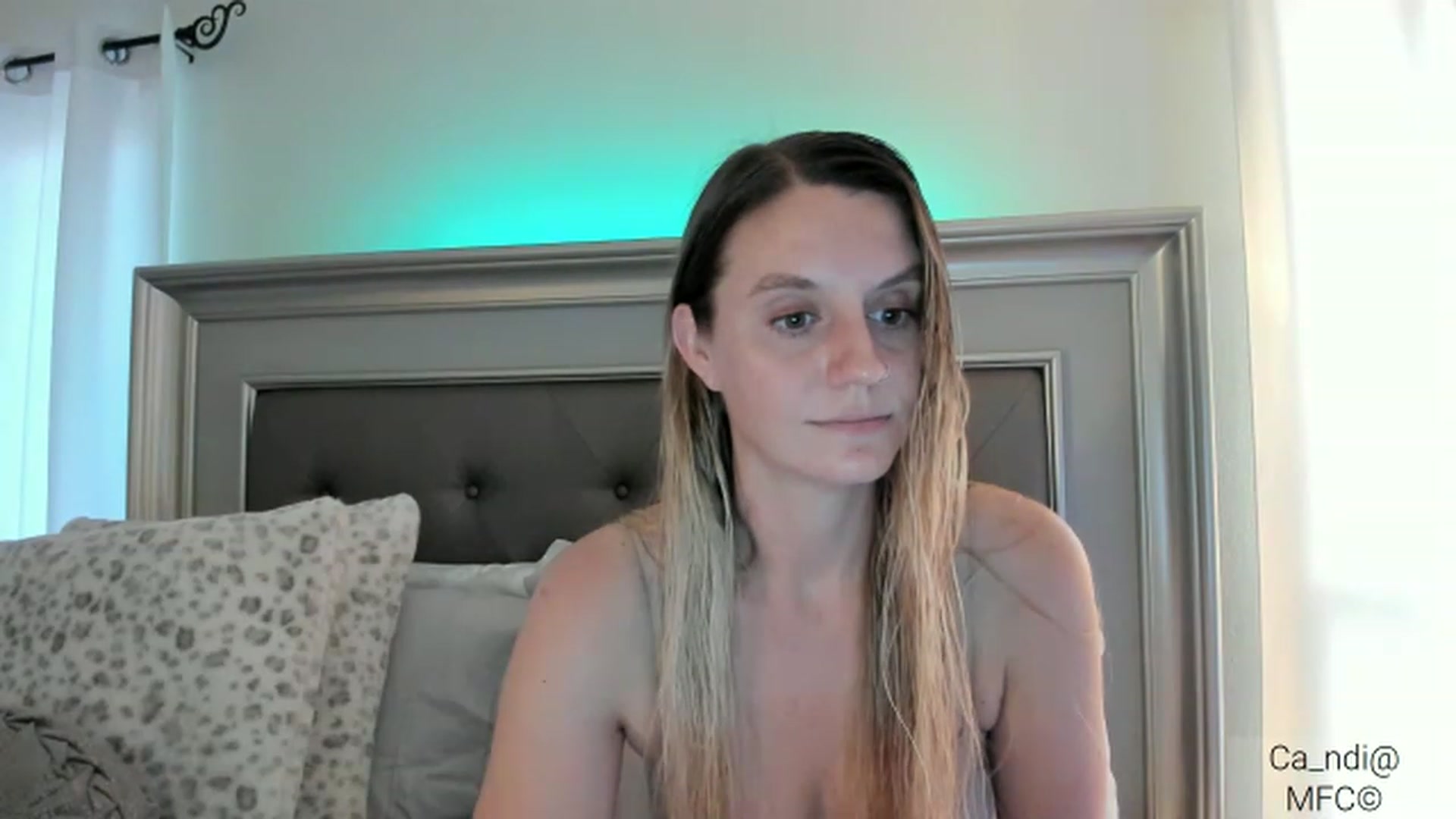Gallery image thumbnail from Ca_ndi's myfreecams stream on, 03/06/2023, 23:20 image 2 of 20