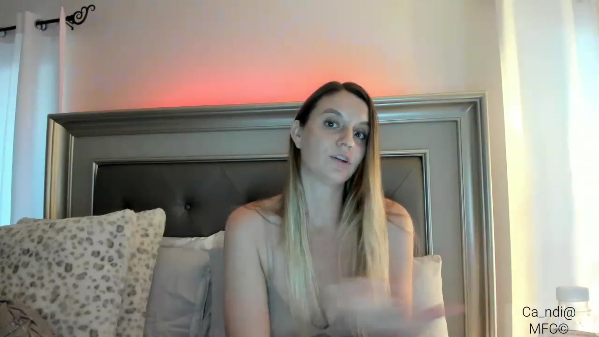Gallery image thumbnail from Ca_ndi's myfreecams stream on, 03/06/2023, 23:20 image 20 of 20