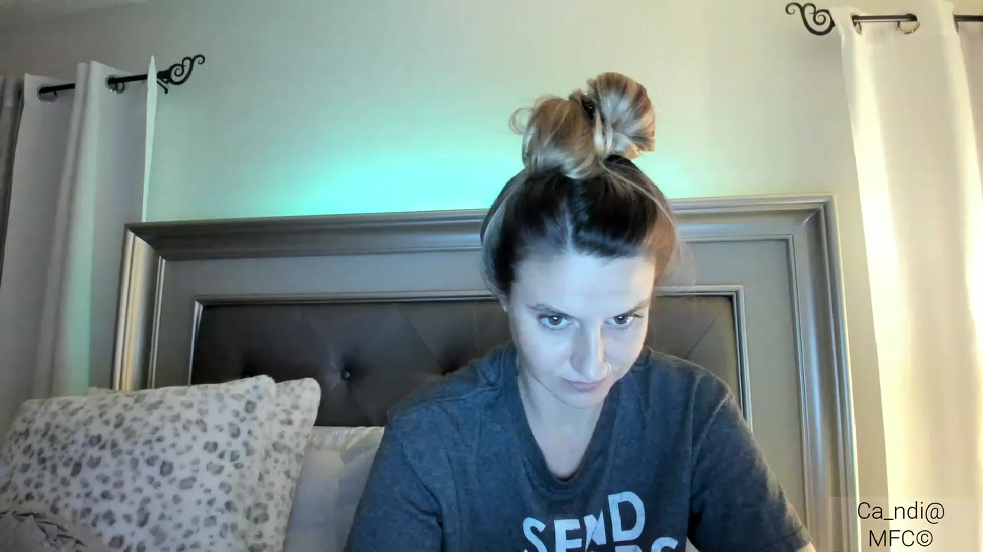 Gallery image thumbnail from Ca_ndi's myfreecams stream on, 03/07/2023, 01:51 image 16 of 20