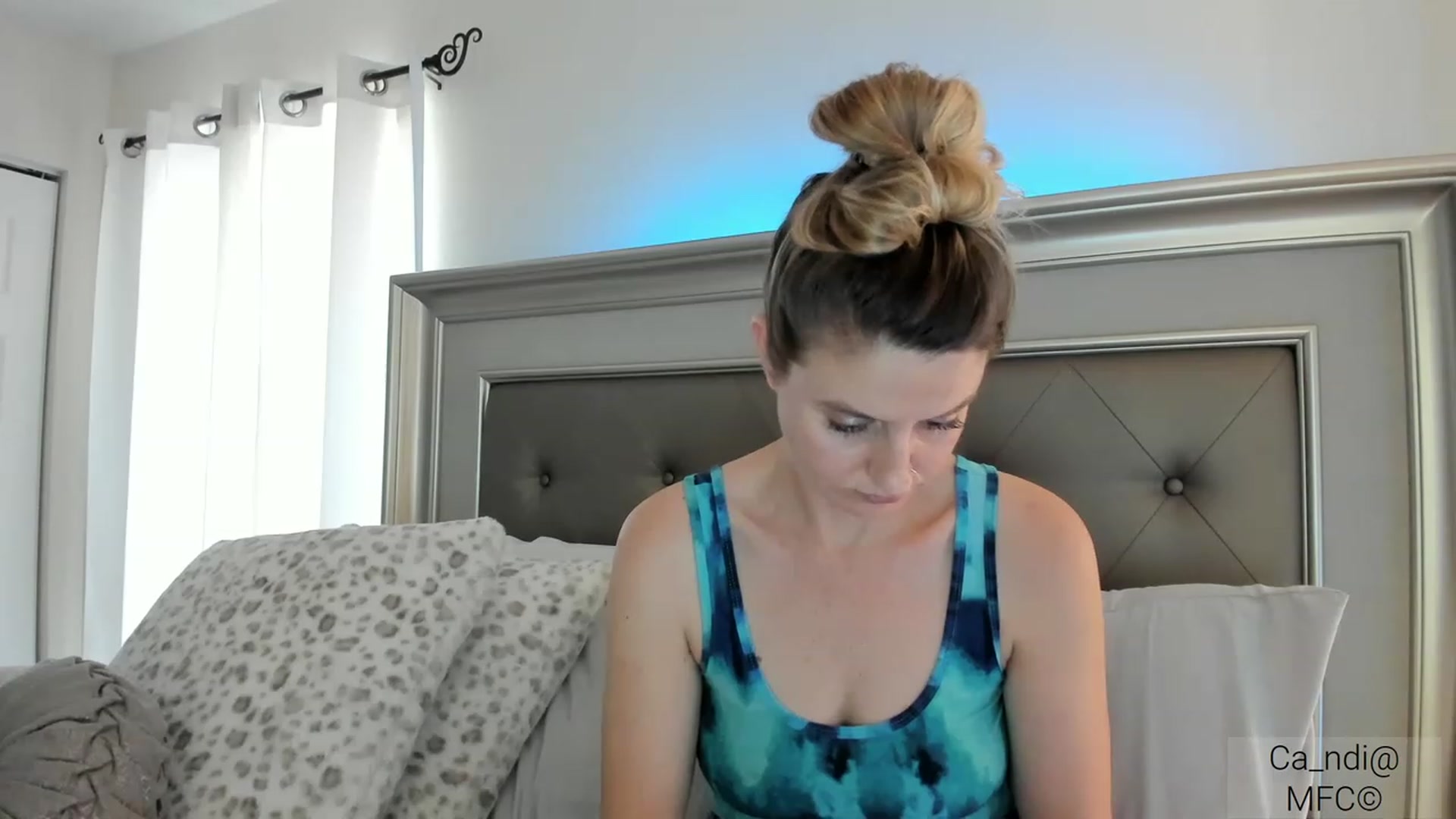 Gallery image thumbnail from Ca_ndi's myfreecams stream on, 03/07/2023, 18:38 image 4 of 20