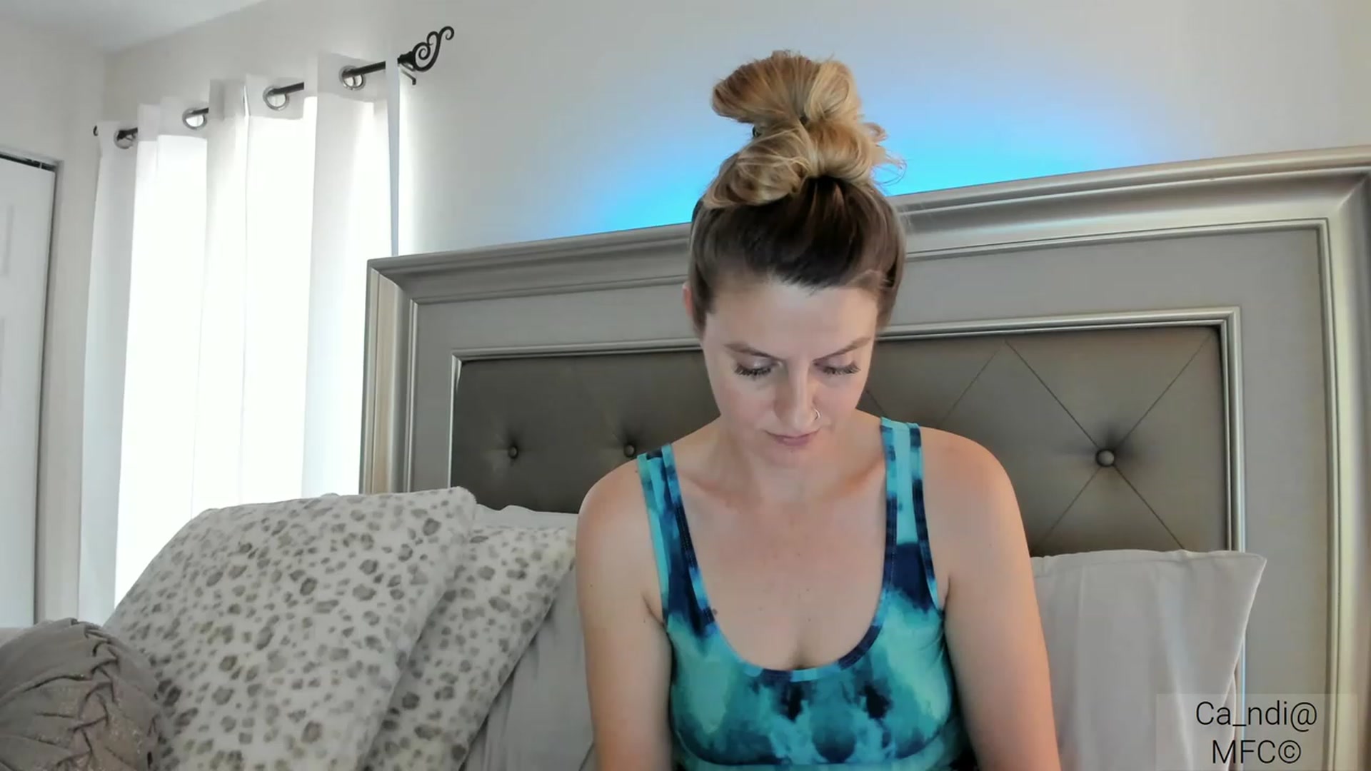 Gallery image thumbnail from Ca_ndi's myfreecams stream on, 03/07/2023, 18:38 image 2 of 20