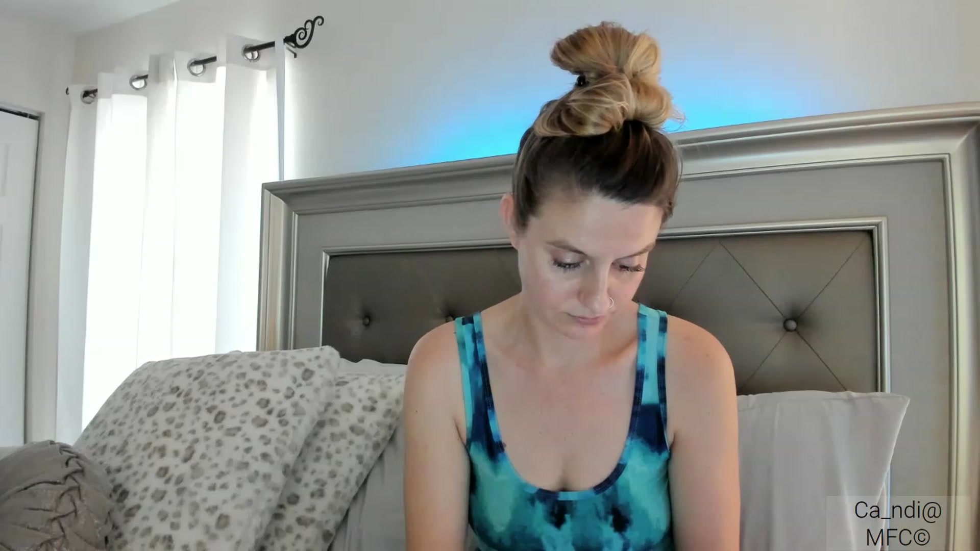 Gallery image thumbnail from Ca_ndi's myfreecams stream on, 03/07/2023, 18:38 image 5 of 20