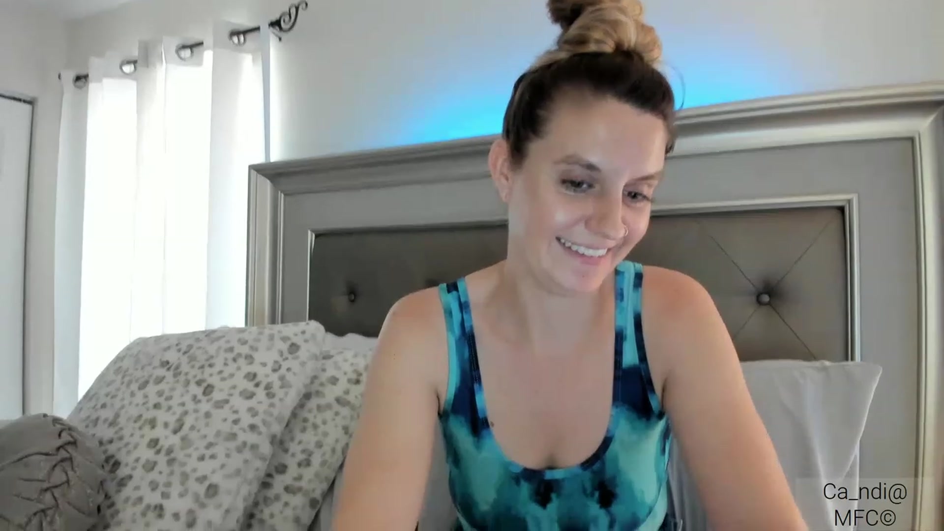 Gallery image thumbnail from Ca_ndi's myfreecams stream on, 03/07/2023, 18:38 image 20 of 20