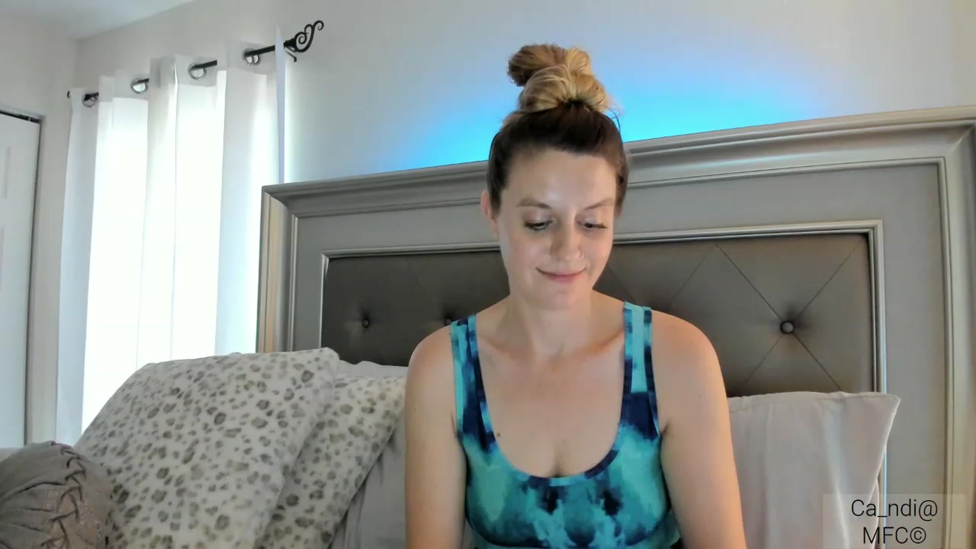 Gallery image thumbnail from Ca_ndi's myfreecams stream on, 03/07/2023, 18:38 image 10 of 20