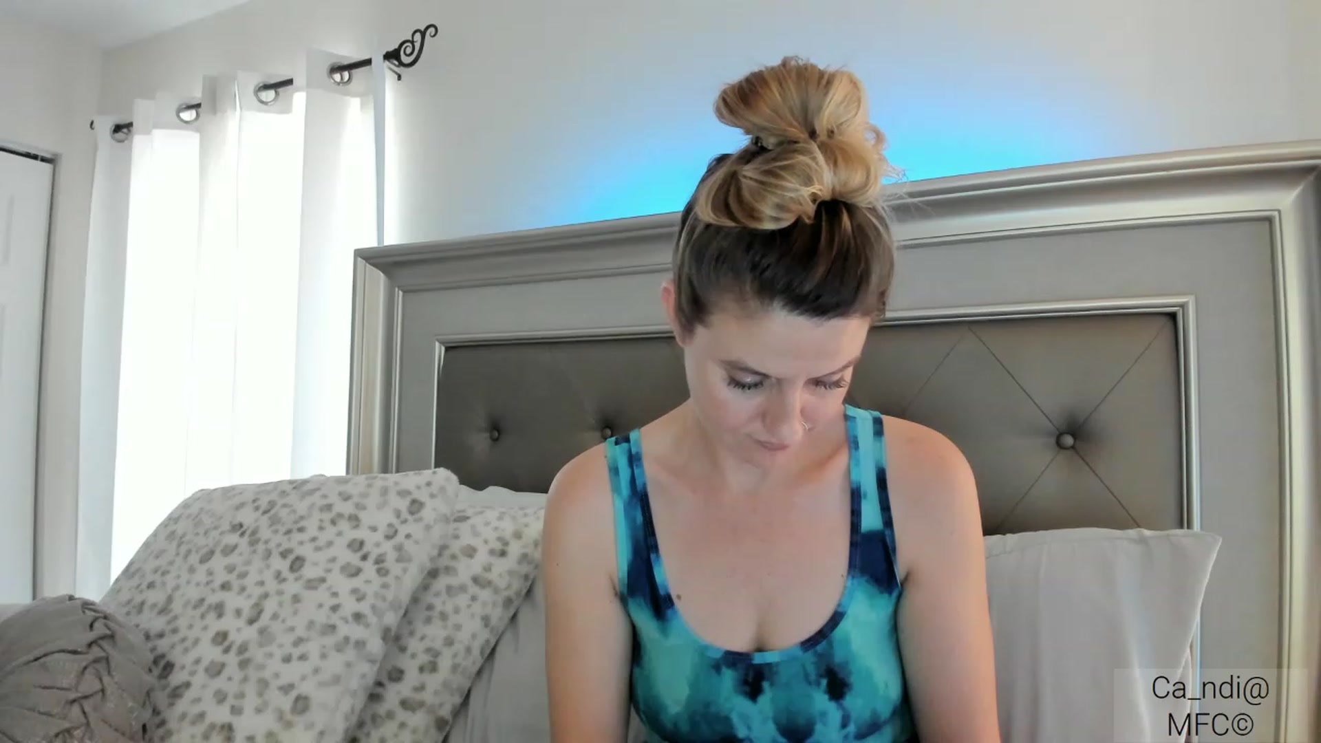 Gallery image thumbnail from Ca_ndi's myfreecams stream on, 03/07/2023, 18:38 image 13 of 20
