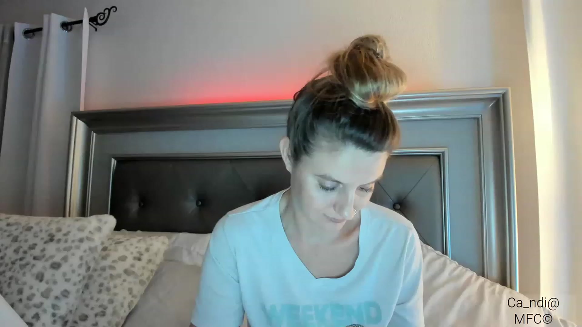 Gallery image thumbnail from Ca_ndi's myfreecams stream on, 03/08/2023, 24:40 image 5 of 20