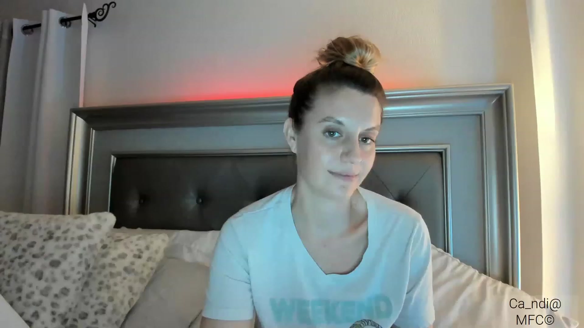 Gallery image thumbnail from Ca_ndi's myfreecams stream on, 03/08/2023, 24:40 image 8 of 20