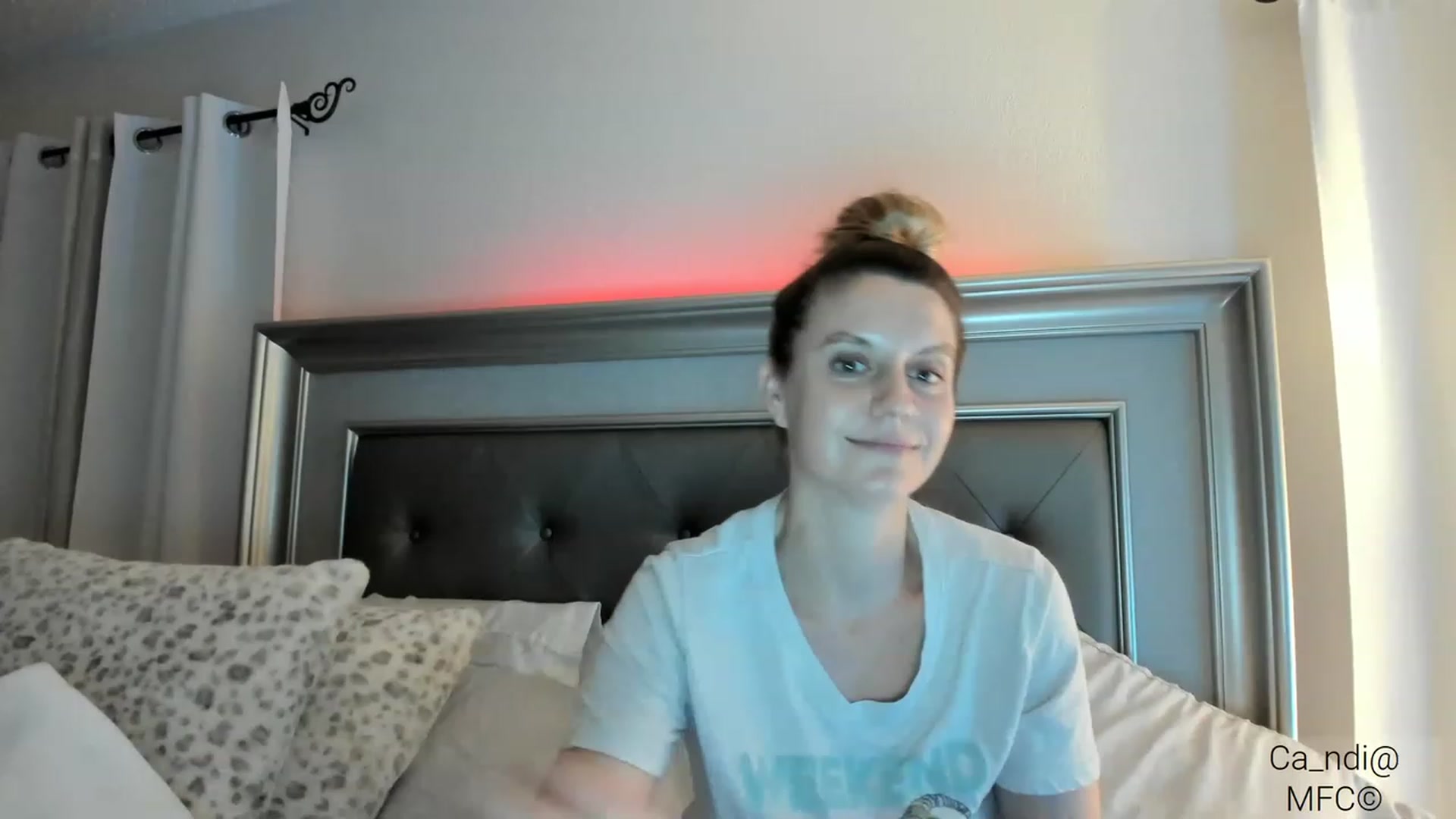 Gallery image thumbnail from Ca_ndi's myfreecams stream on, 03/08/2023, 24:40 image 11 of 20