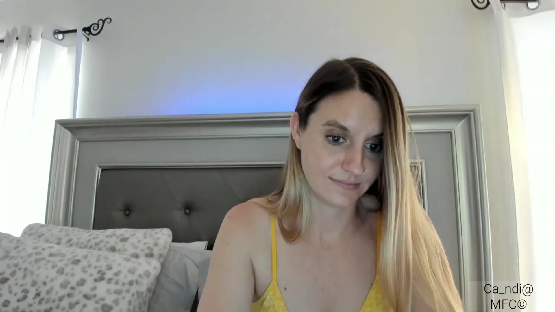 Gallery image thumbnail from Ca_ndi's myfreecams stream on, 03/09/2023, 19:20 image 8 of 20