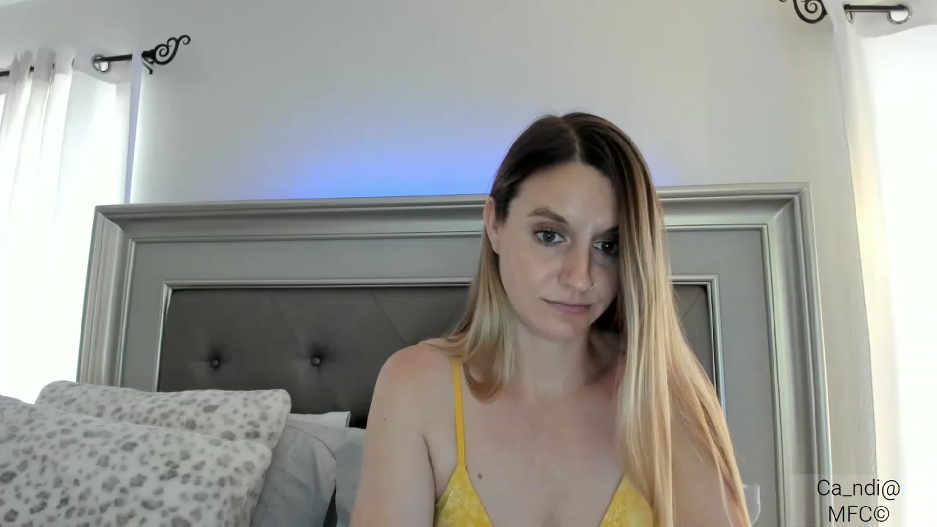 Gallery image thumbnail from Ca_ndi's myfreecams stream on, 03/09/2023, 19:20 image 7 of 20