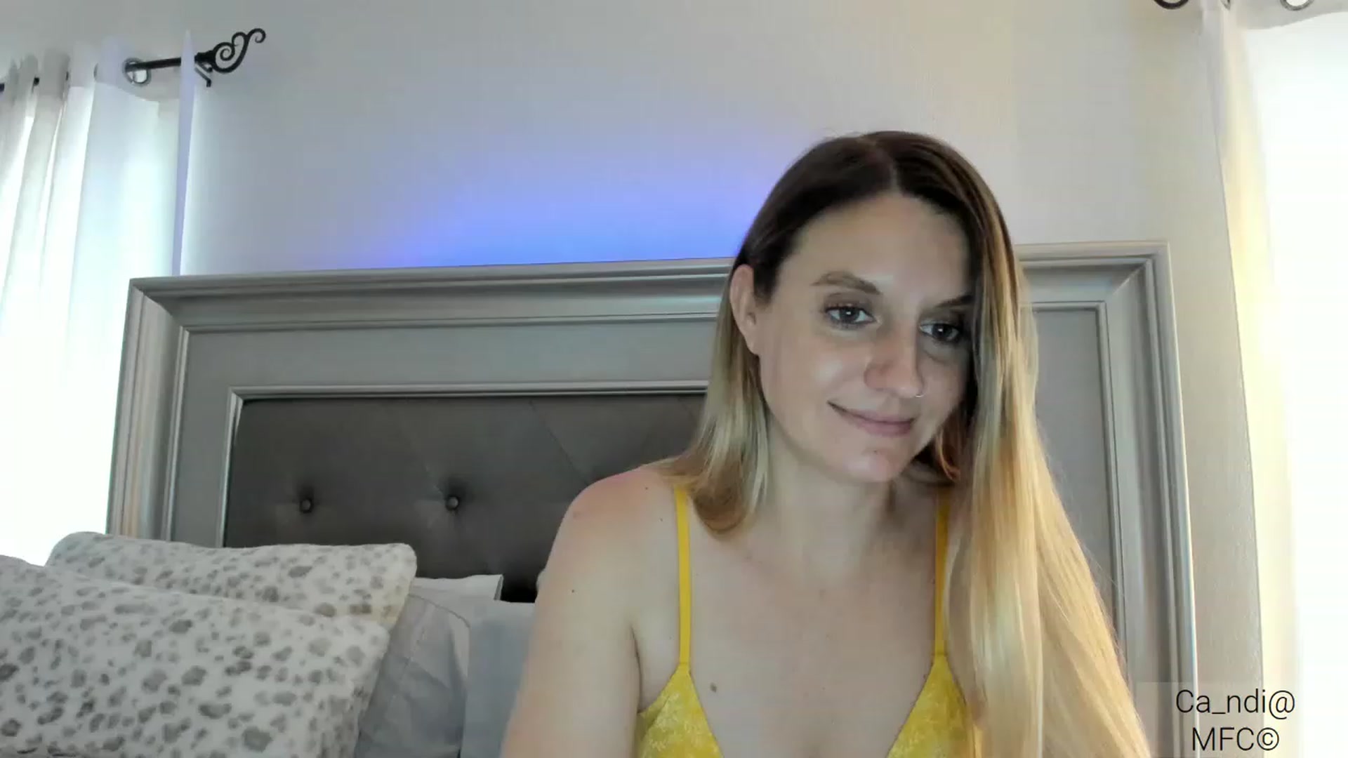 Gallery image thumbnail from Ca_ndi's myfreecams stream on, 03/09/2023, 19:20 image 4 of 20