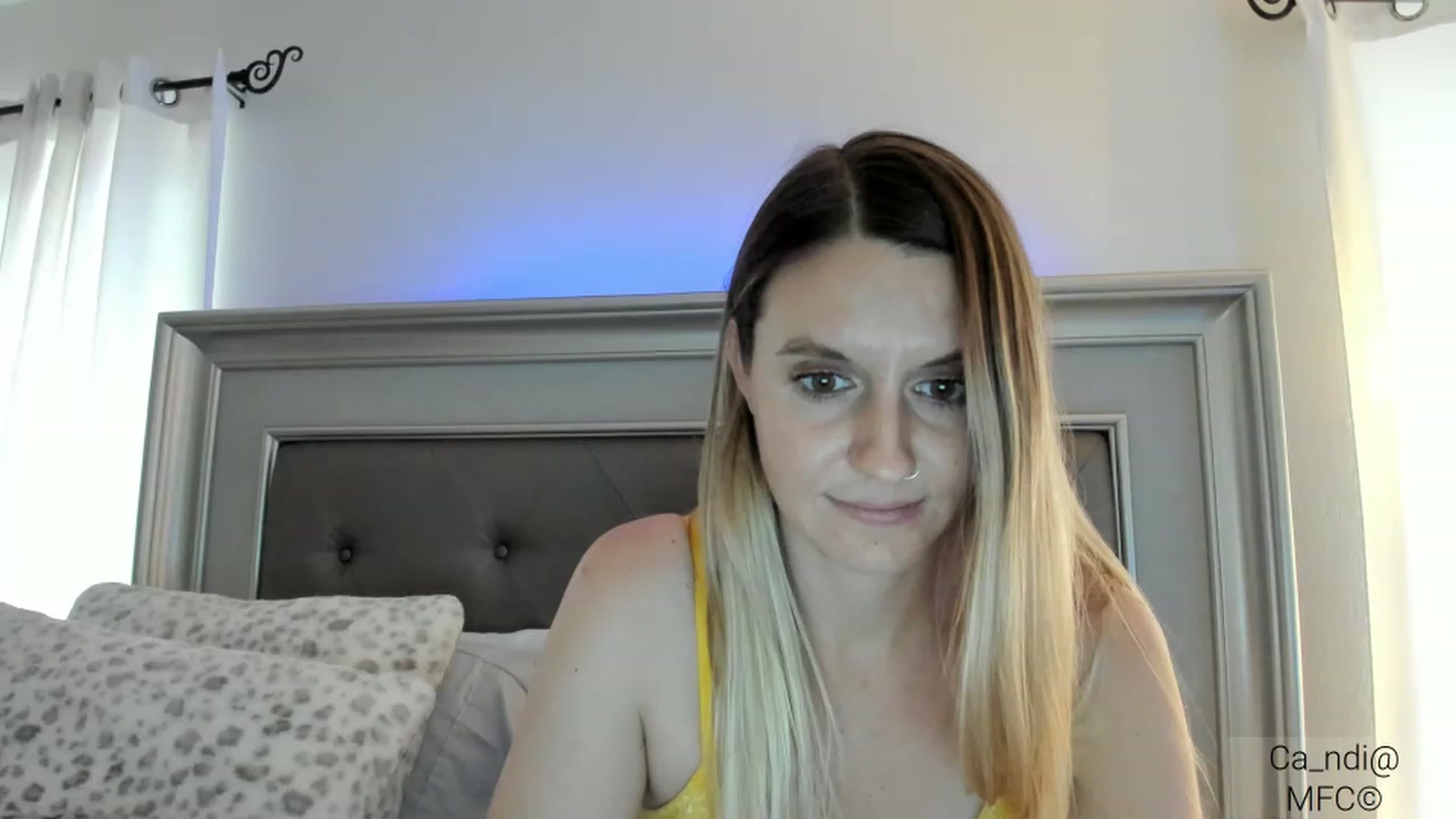 Gallery image thumbnail from Ca_ndi's myfreecams stream on, 03/09/2023, 20:25 image 12 of 20