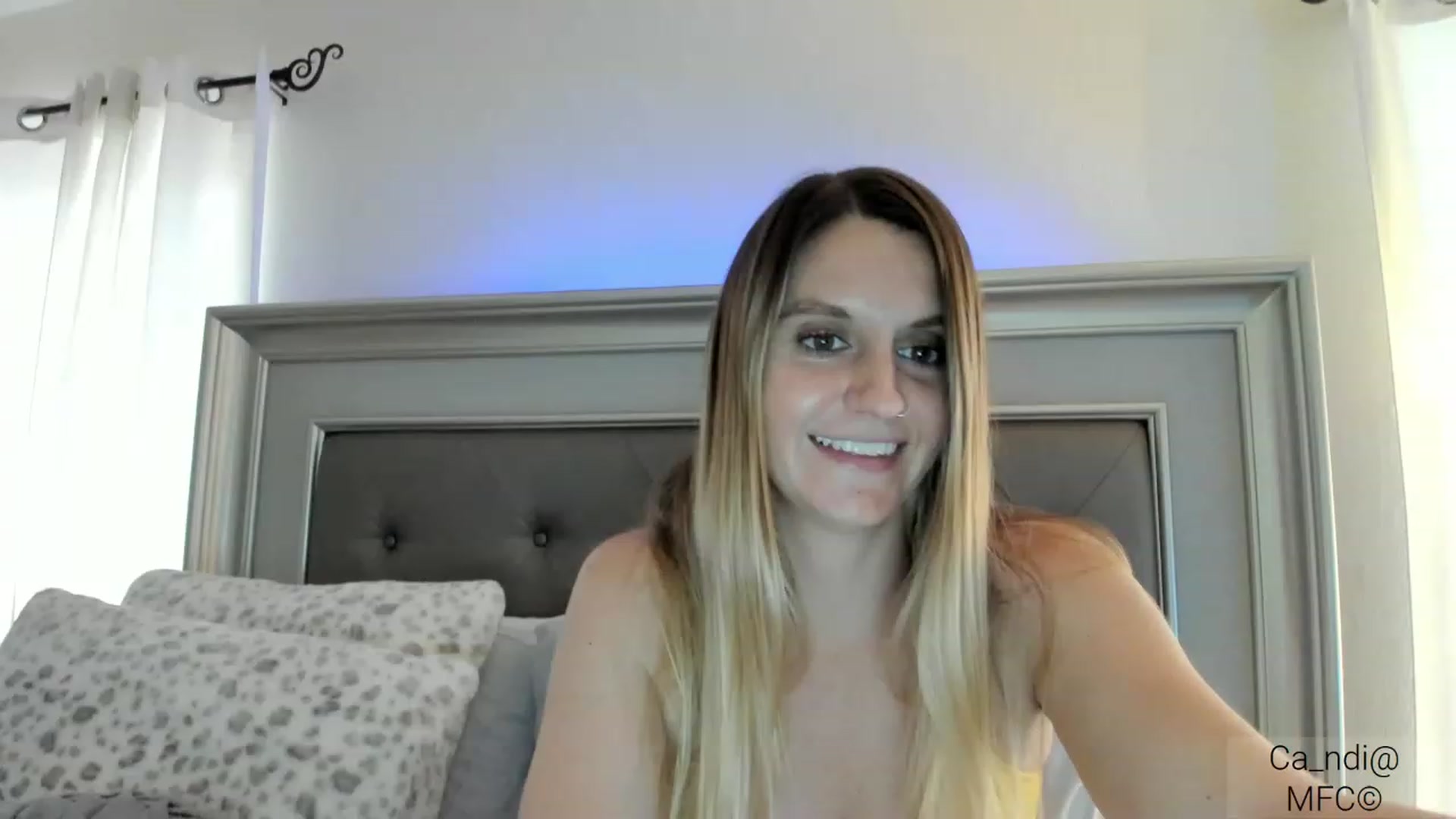 Gallery image thumbnail from Ca_ndi's myfreecams stream on, 03/09/2023, 20:25 image 20 of 20