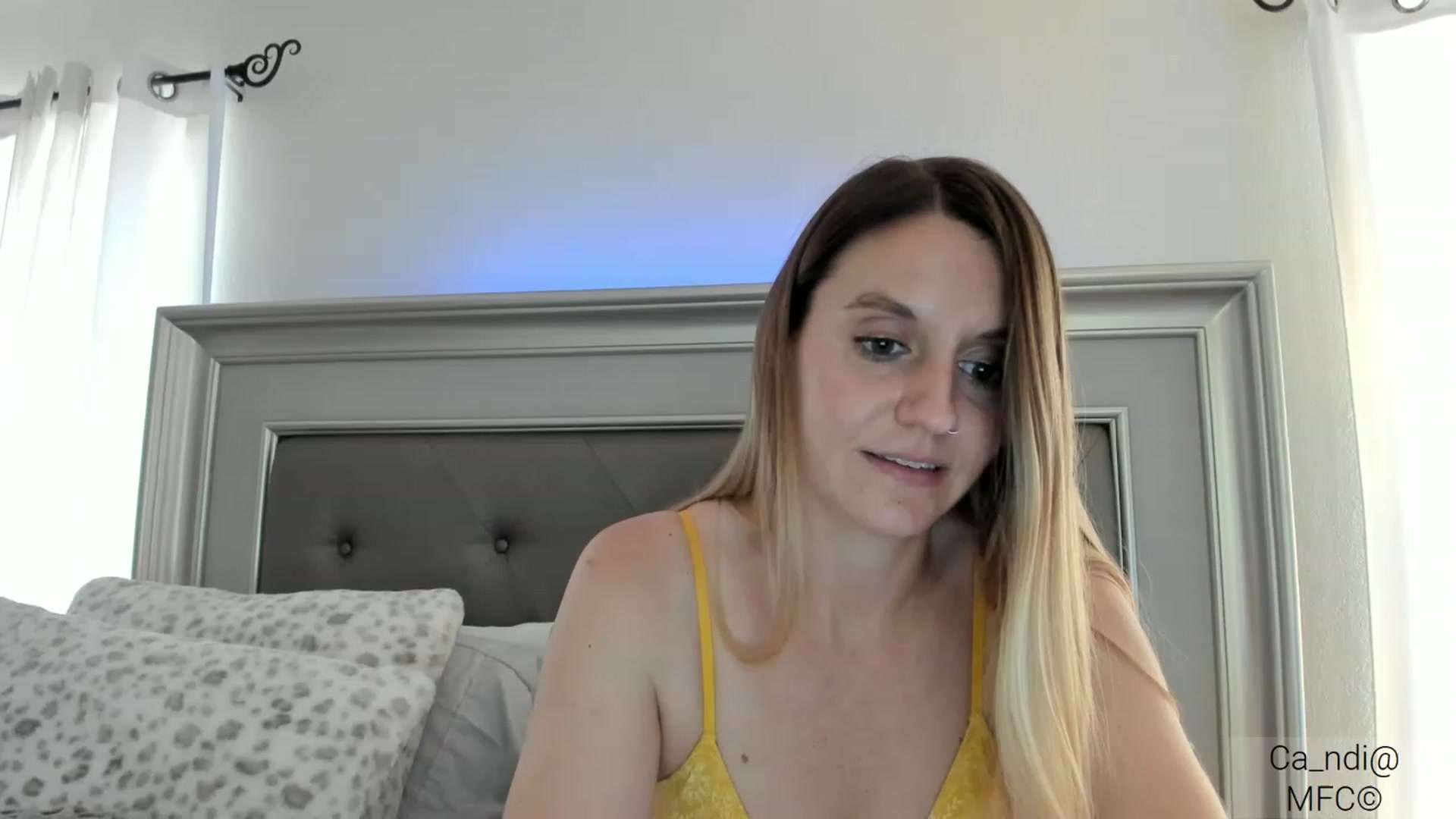 Gallery image thumbnail from Ca_ndi's myfreecams stream on, 03/09/2023, 20:25 image 2 of 20