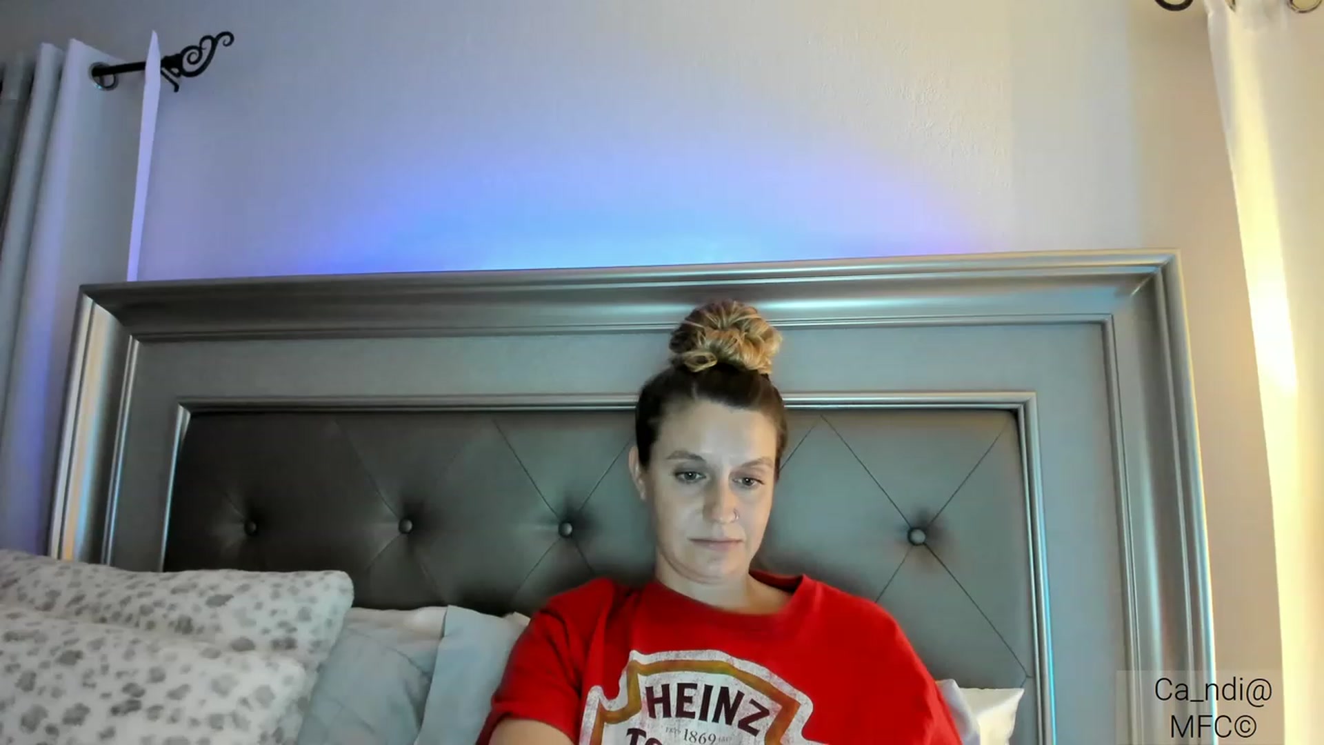 Gallery image thumbnail from Ca_ndi's myfreecams stream on, 03/10/2023, 01:40 image 9 of 20