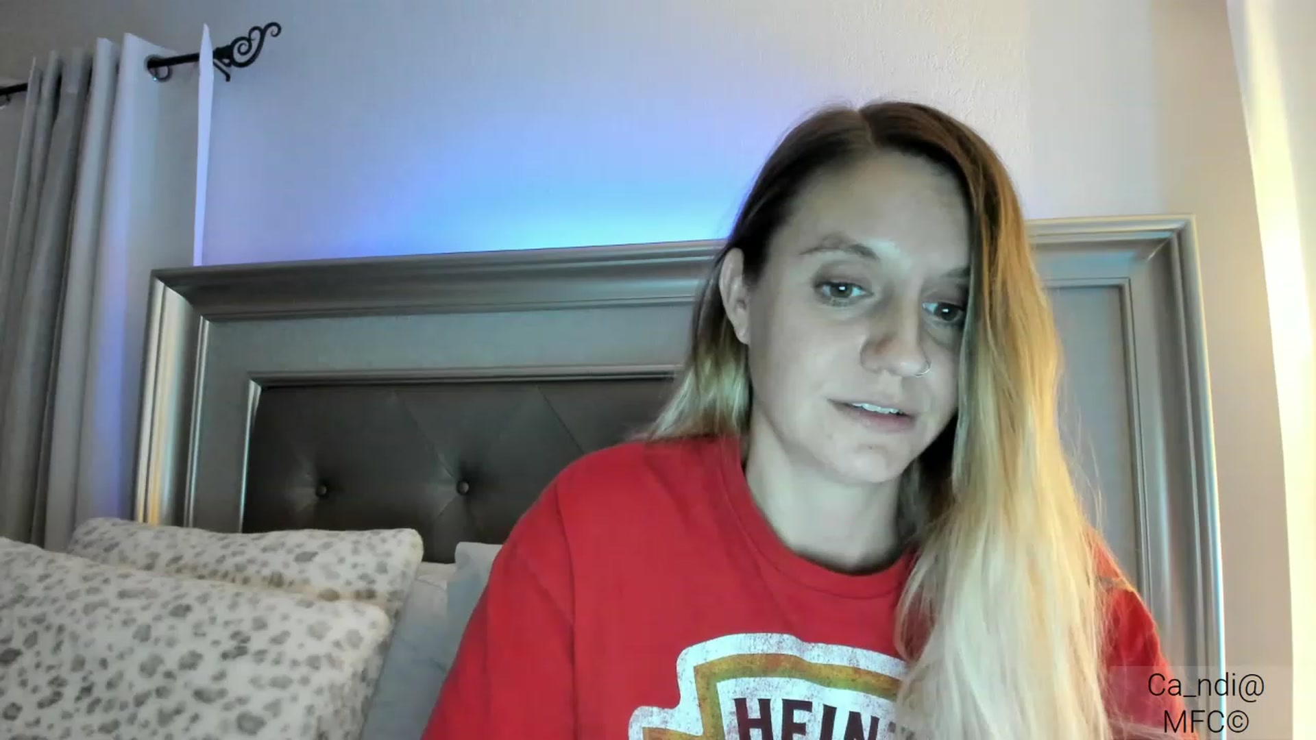 Gallery image thumbnail from Ca_ndi's myfreecams stream on, 03/10/2023, 02:12 image 17 of 20
