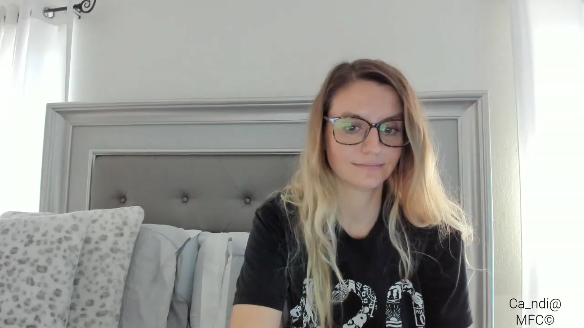 Gallery image thumbnail from Ca_ndi's myfreecams stream on, 03/10/2023, 14:51 image 19 of 20