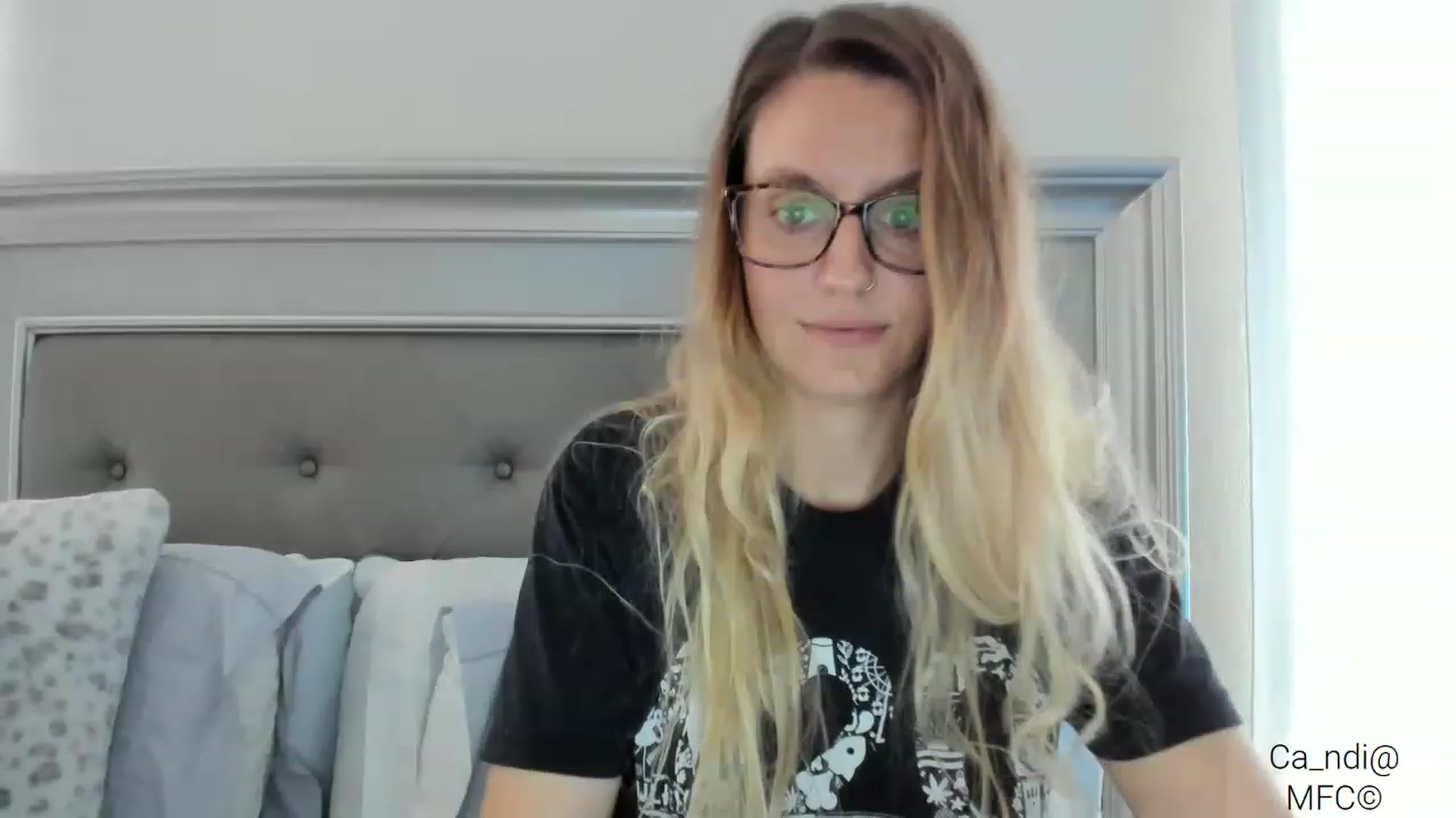 Gallery image thumbnail from Ca_ndi's myfreecams stream on, 03/10/2023, 14:51 image 10 of 20