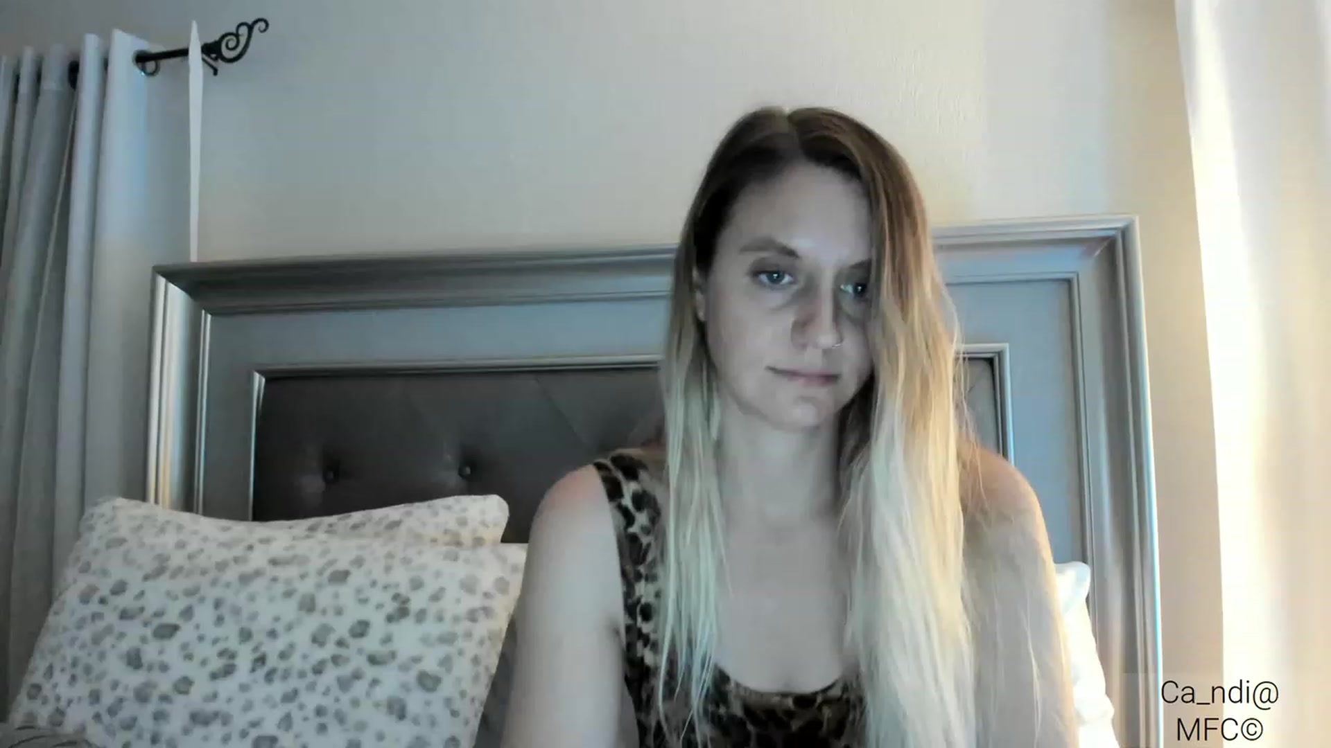 Gallery image thumbnail from Ca_ndi's myfreecams stream on, 03/11/2023, 24:56 image 9 of 20